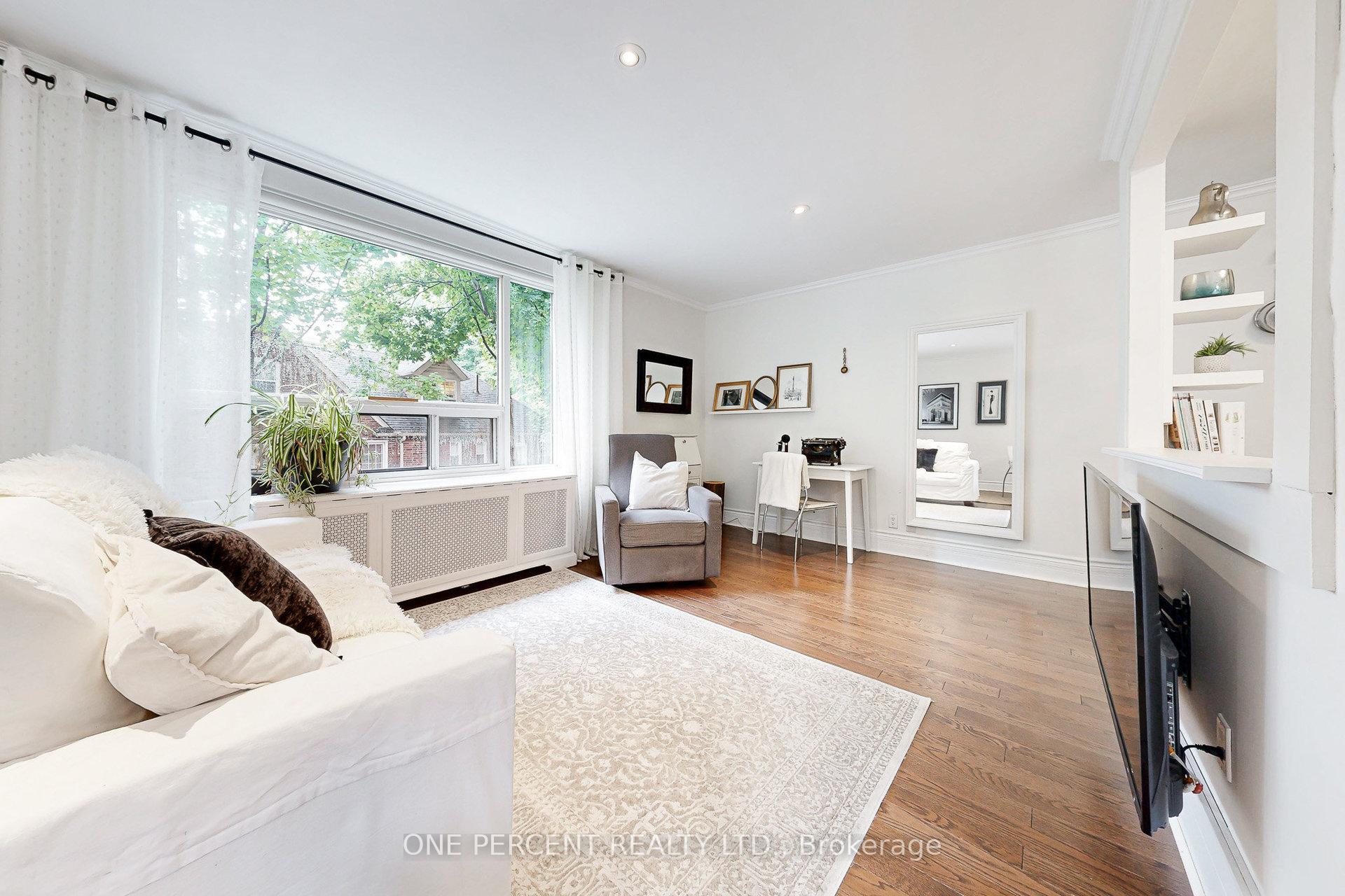 Photo 13 of Unit 206, 2550 Bathurst Street, Toronto, Forest Hill North — HOMEH