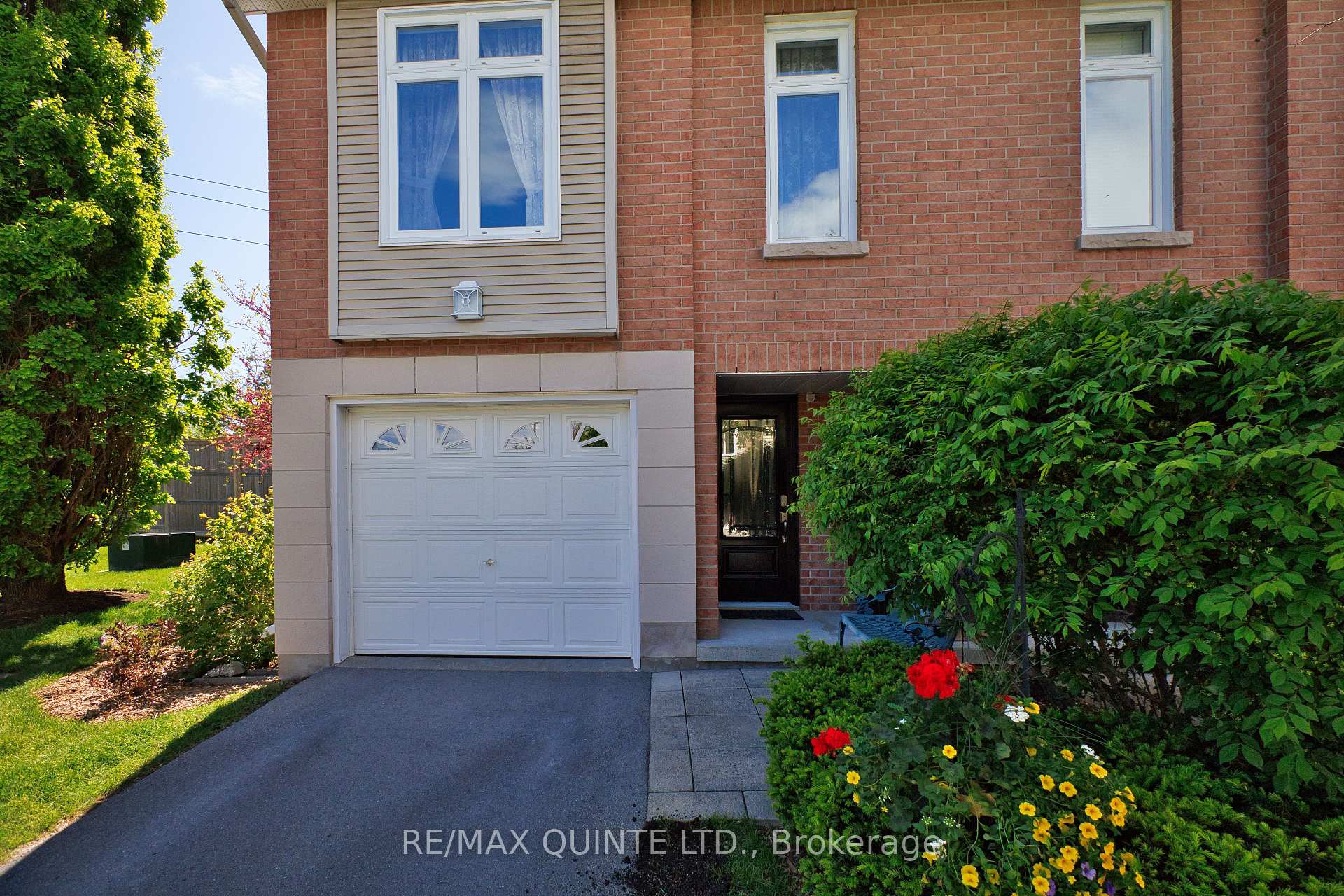 Photo 5 of Unit 1, 9 Progress Avenue, Belleville, Belleville Ward — HOMEH