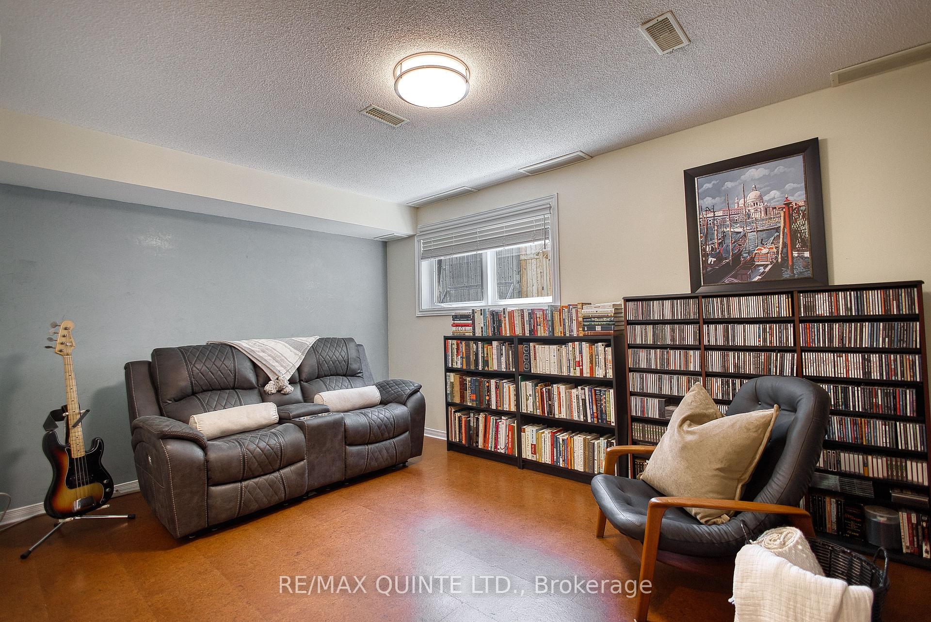 Photo 10 of Unit 1, 9 Progress Avenue, Belleville, Belleville Ward — HOMEH