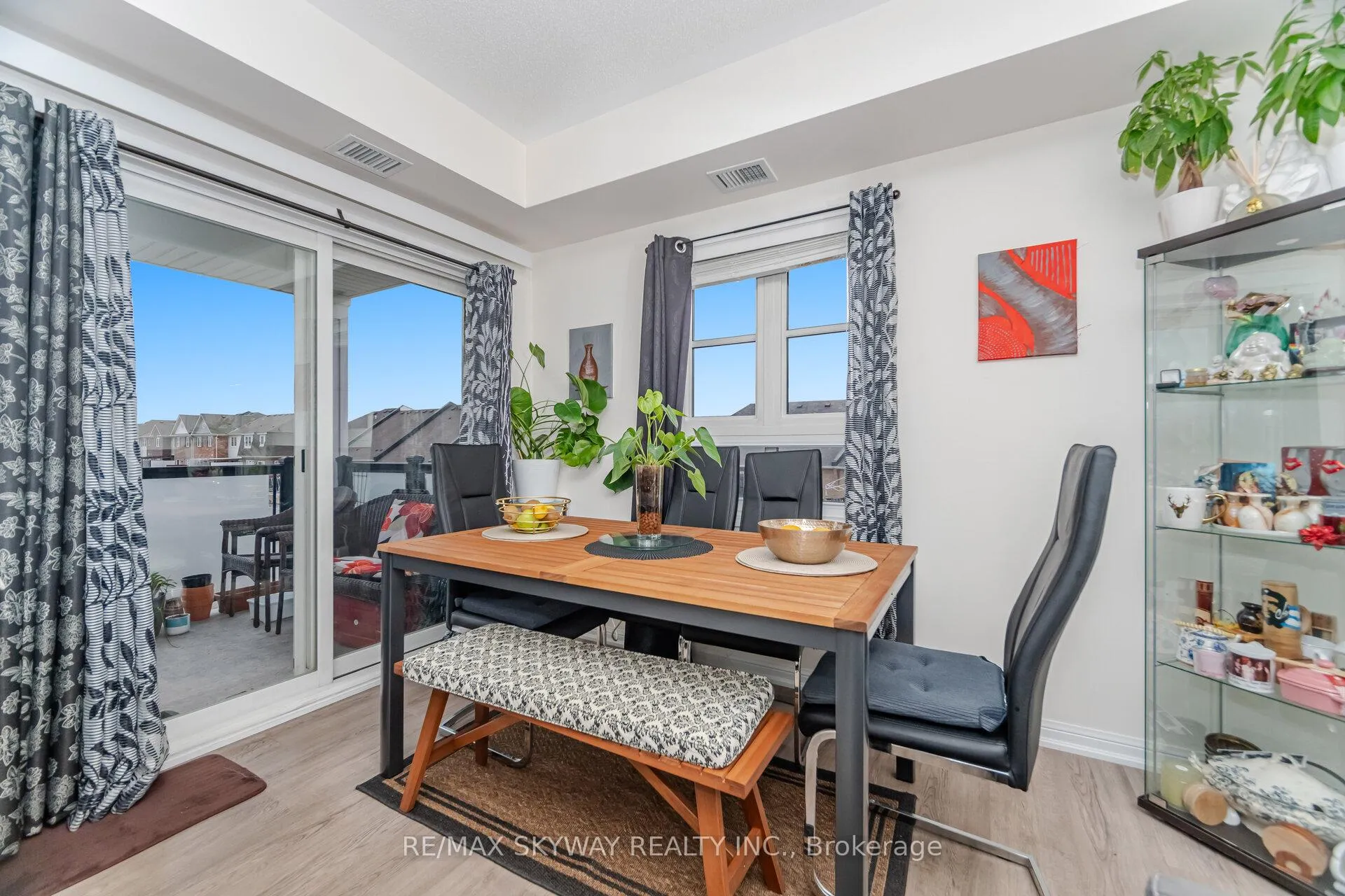 Photo 12 of Unit 303, 60 Baycliffe Crescent, Brampton, Northwest Brampton — HOMEH