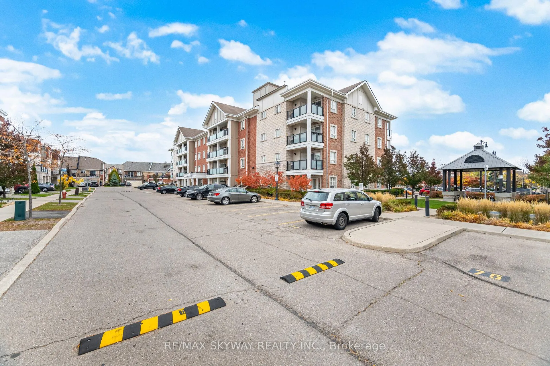 Photo 36 of Unit 303, 60 Baycliffe Crescent, Brampton, Northwest Brampton — HOMEH
