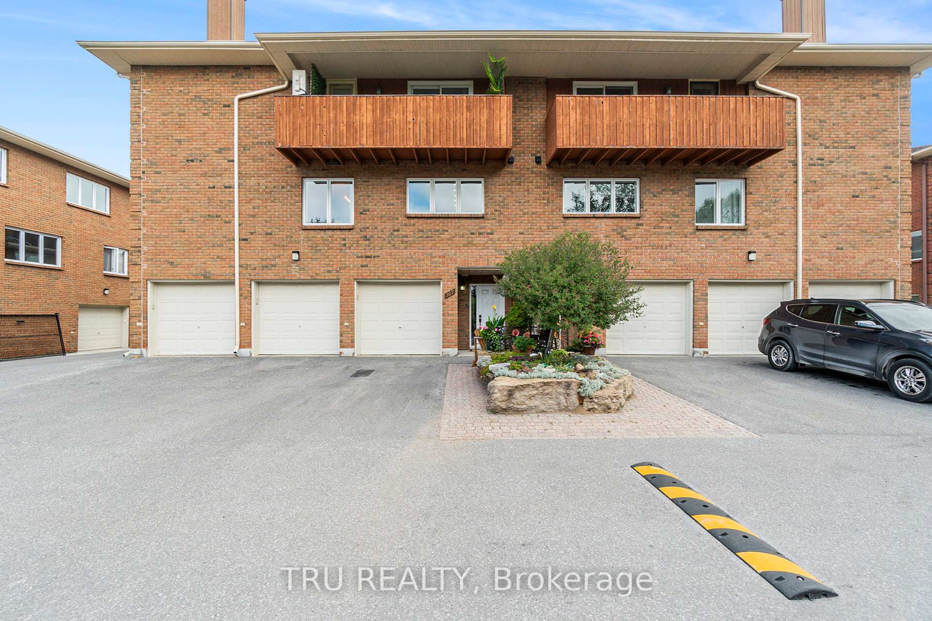 Photo 32 of 307 Stratas Court, Ottawa, Kanata - Katimavik — HOMEH