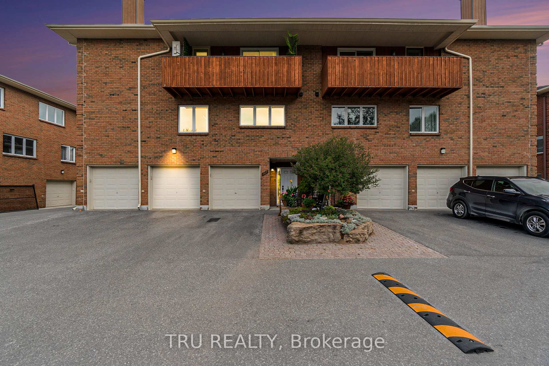 Photo 33 of 307 Stratas Court, Ottawa, Kanata - Katimavik — HOMEH