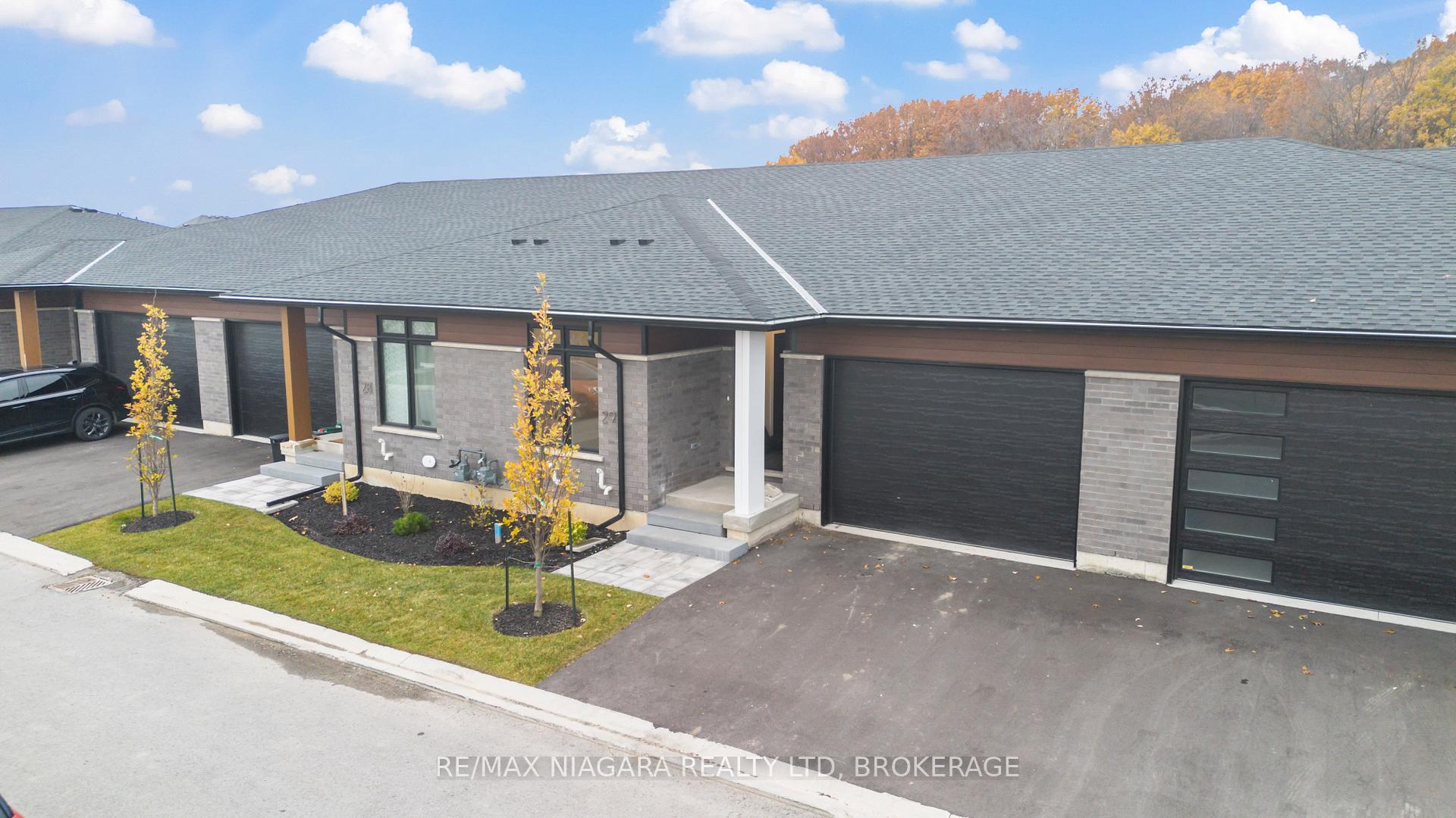 Photo 1 of Unit 2, 300 Richmond Street, Thorold, Confederation Heights — HOMEH