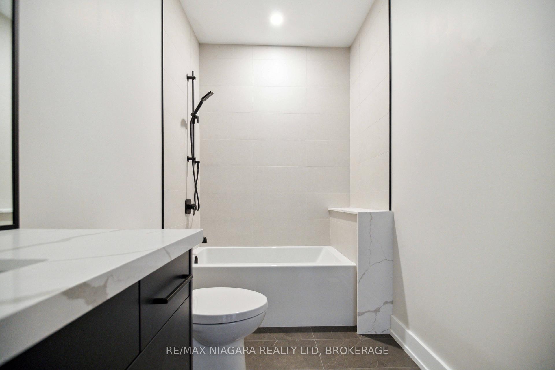Photo 10 of Unit 2, 300 Richmond Street, Thorold, Confederation Heights — HOMEH
