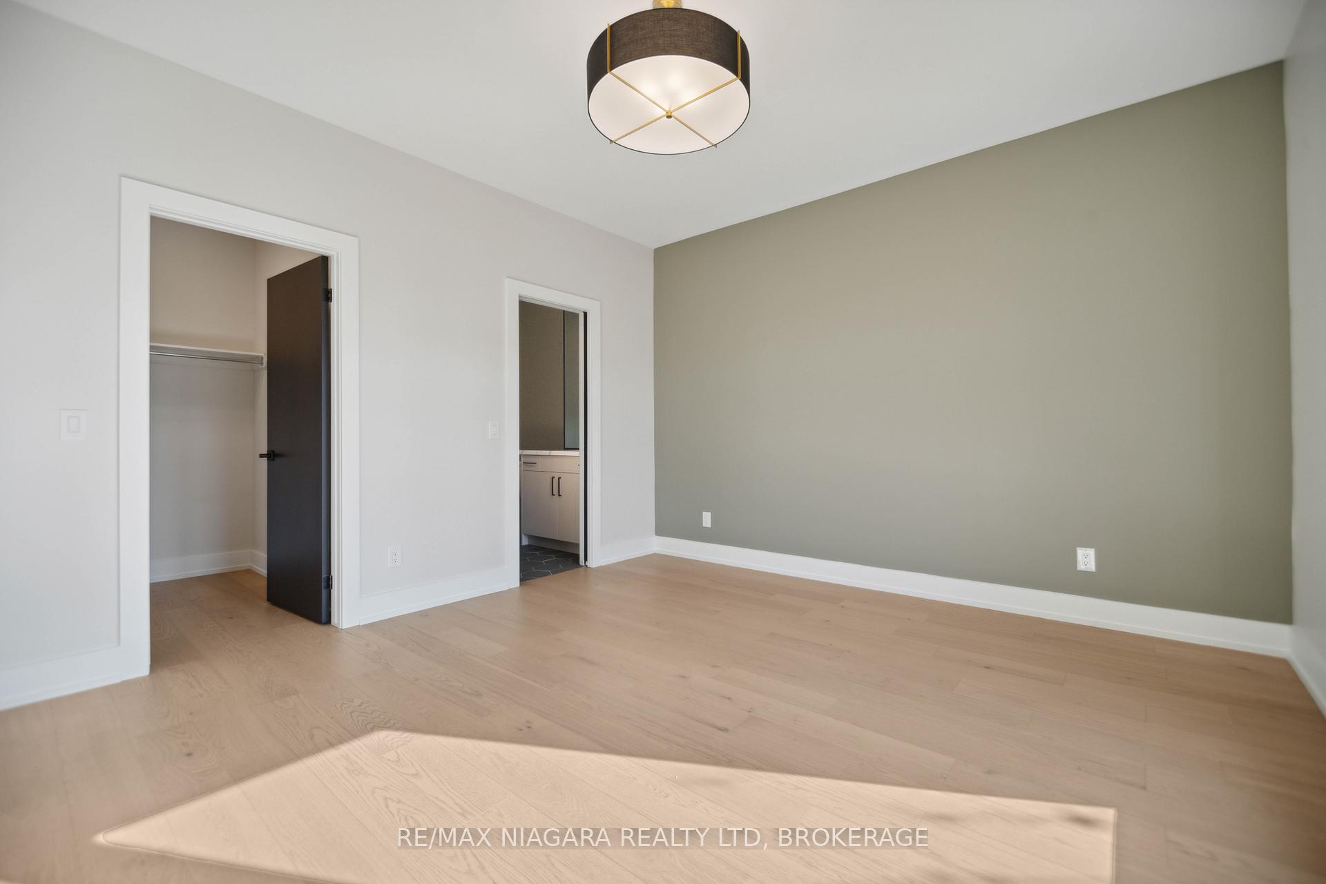 Photo 19 of Unit 2, 300 Richmond Street, Thorold, Confederation Heights — HOMEH