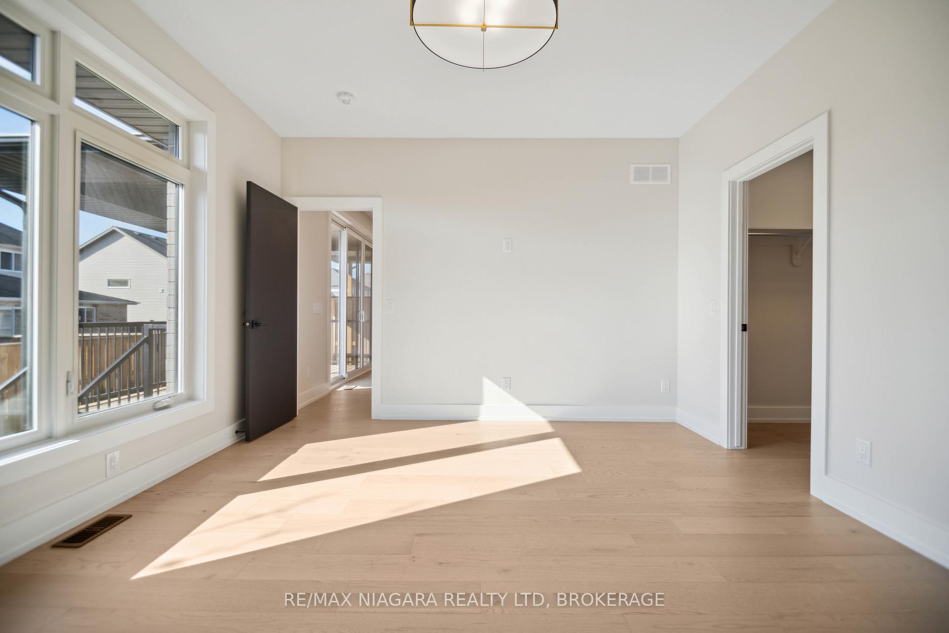 Photo 21 of Unit 2, 300 Richmond Street, Thorold, Confederation Heights — HOMEH