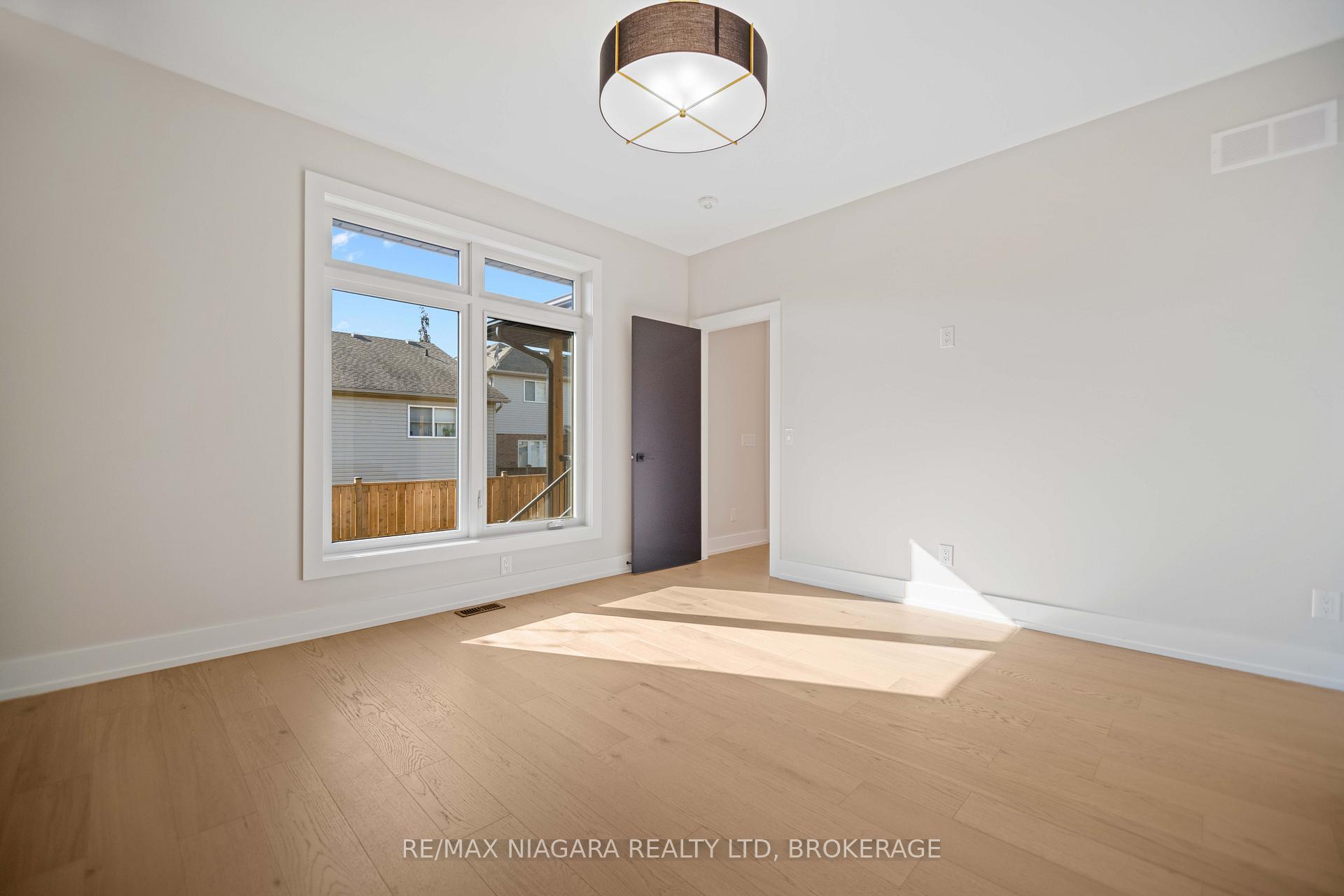 Photo 22 of Unit 2, 300 Richmond Street, Thorold, Confederation Heights — HOMEH