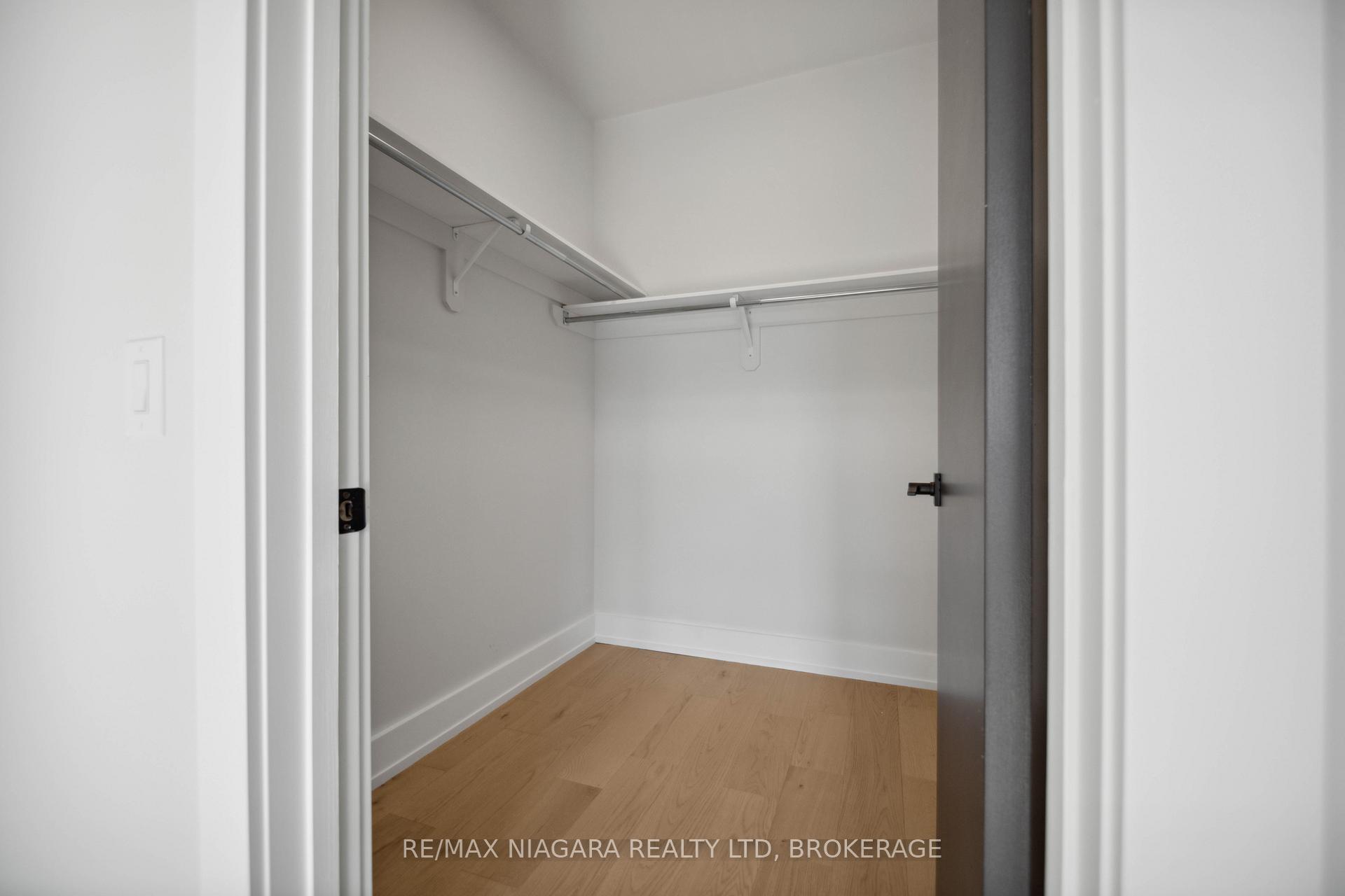 Photo 25 of Unit 2, 300 Richmond Street, Thorold, Confederation Heights — HOMEH