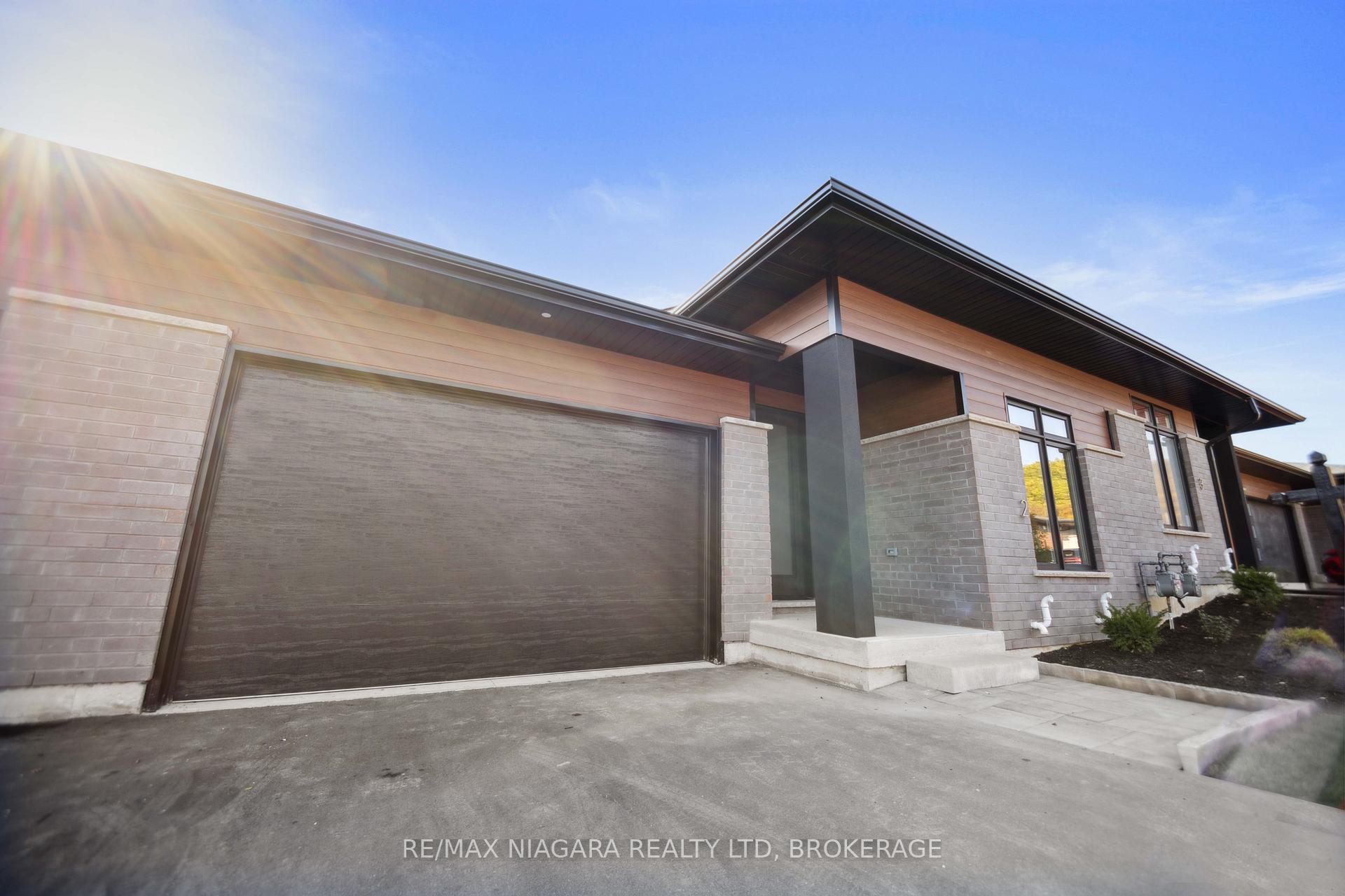 Photo 38 of Unit 2, 300 Richmond Street, Thorold, Confederation Heights — HOMEH