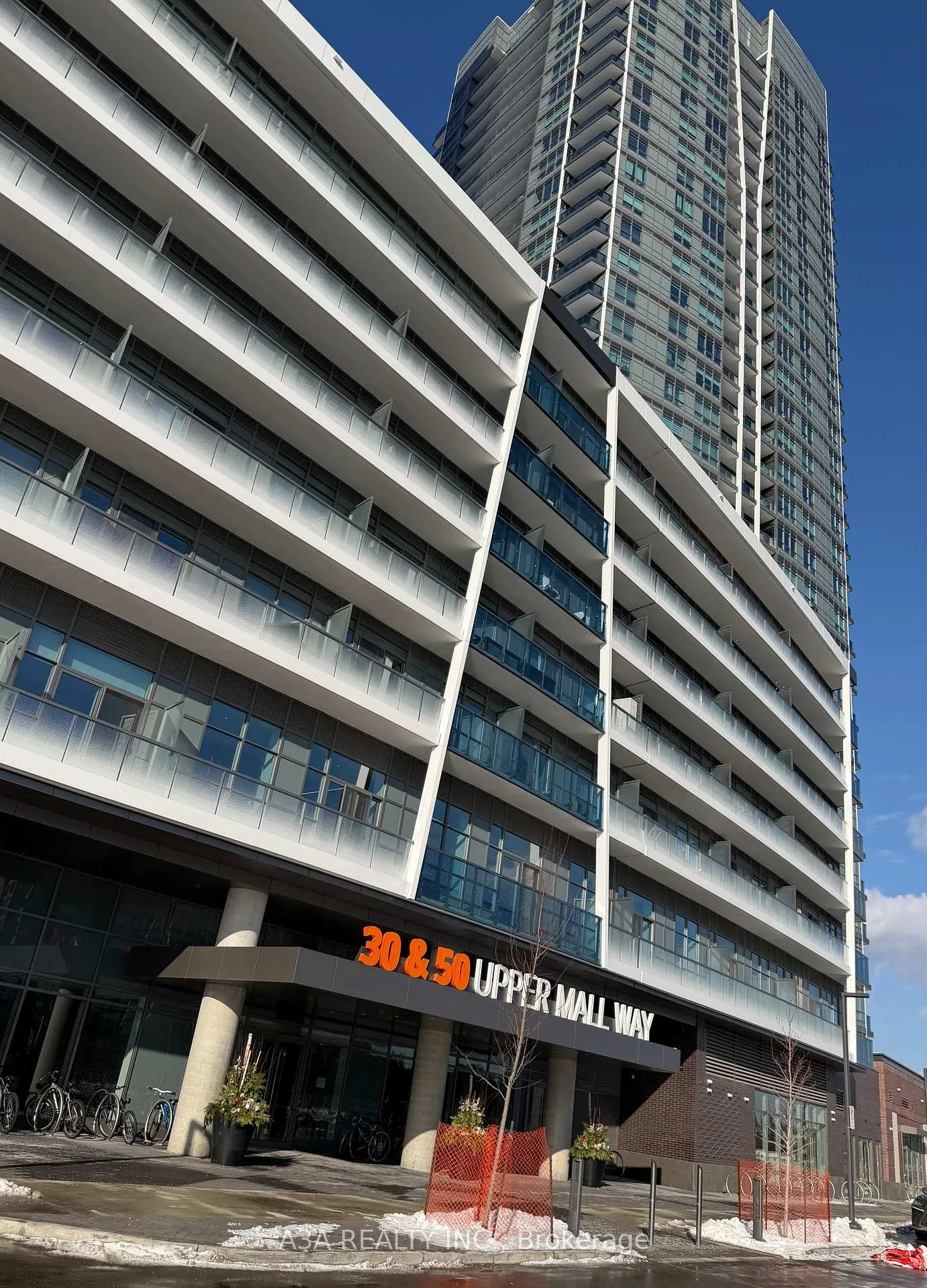 Photo 1 of Unit 227, 50 Upper Mall Way, Vaughan, Brownridge — HOMEH