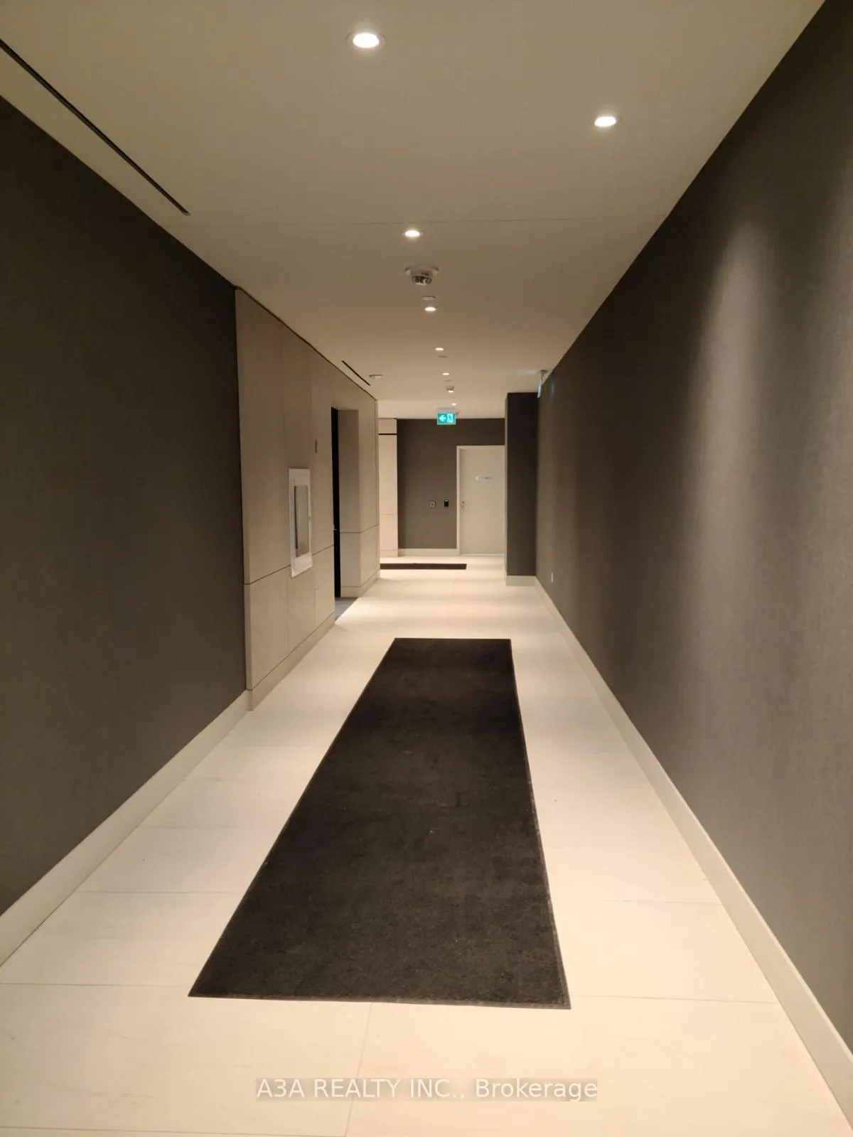 Photo 8 of Unit 227, 50 Upper Mall Way, Vaughan, Brownridge — HOMEH