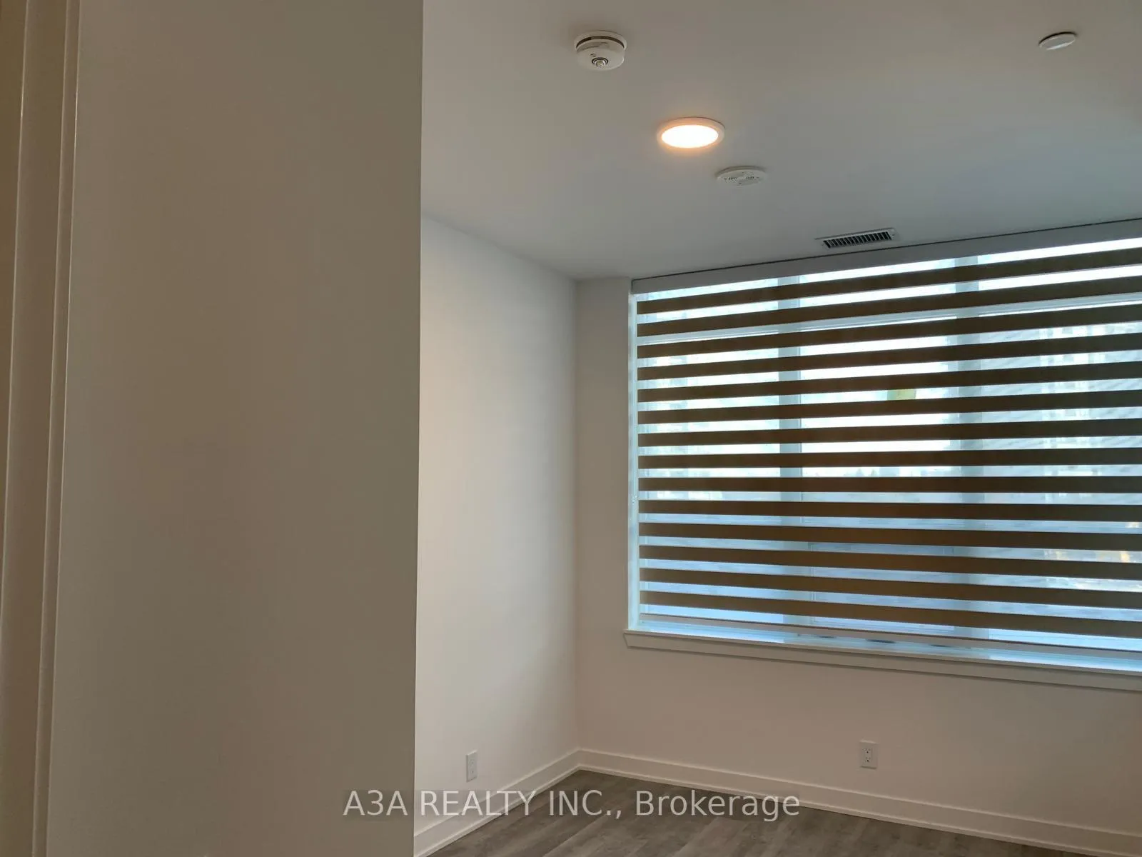 Photo 17 of Unit 227, 50 Upper Mall Way, Vaughan, Brownridge — HOMEH