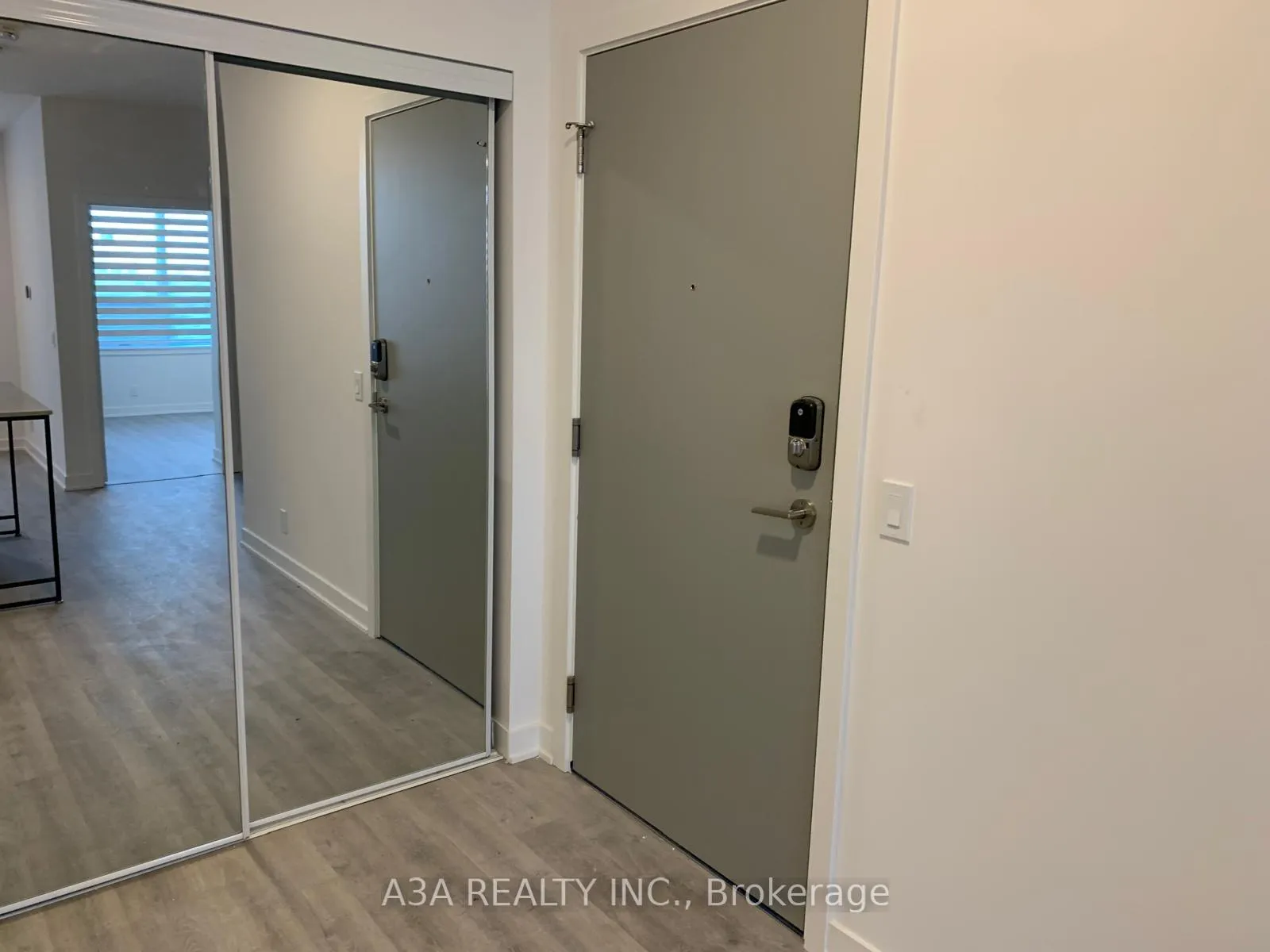 Photo 23 of Unit 227, 50 Upper Mall Way, Vaughan, Brownridge — HOMEH