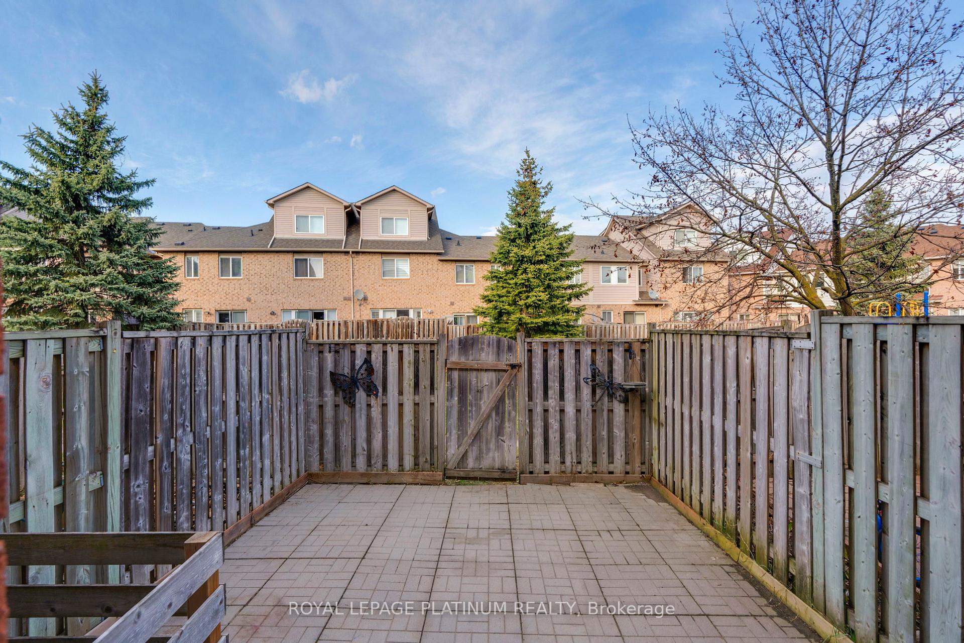 Photo 28 of 41 Spadina Road, Brampton, Brampton West — HOMEH