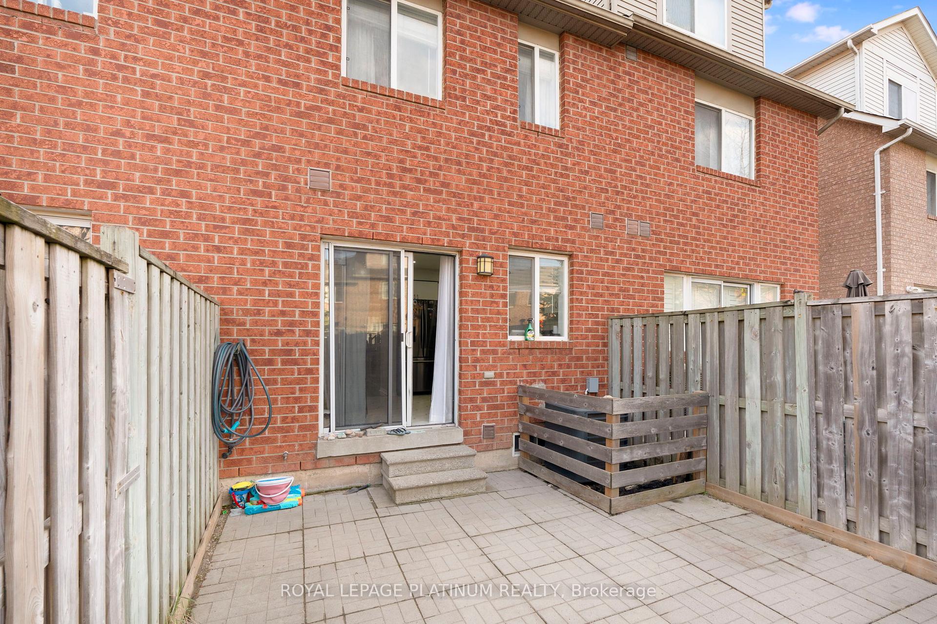 Photo 31 of 41 Spadina Road, Brampton, Brampton West — HOMEH