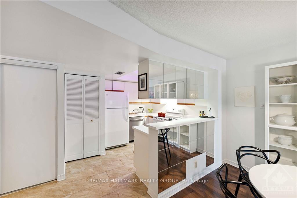 Photo 6 of Unit 201, 30 Charlevoix Street, Ottawa, Vanier — HOMEH