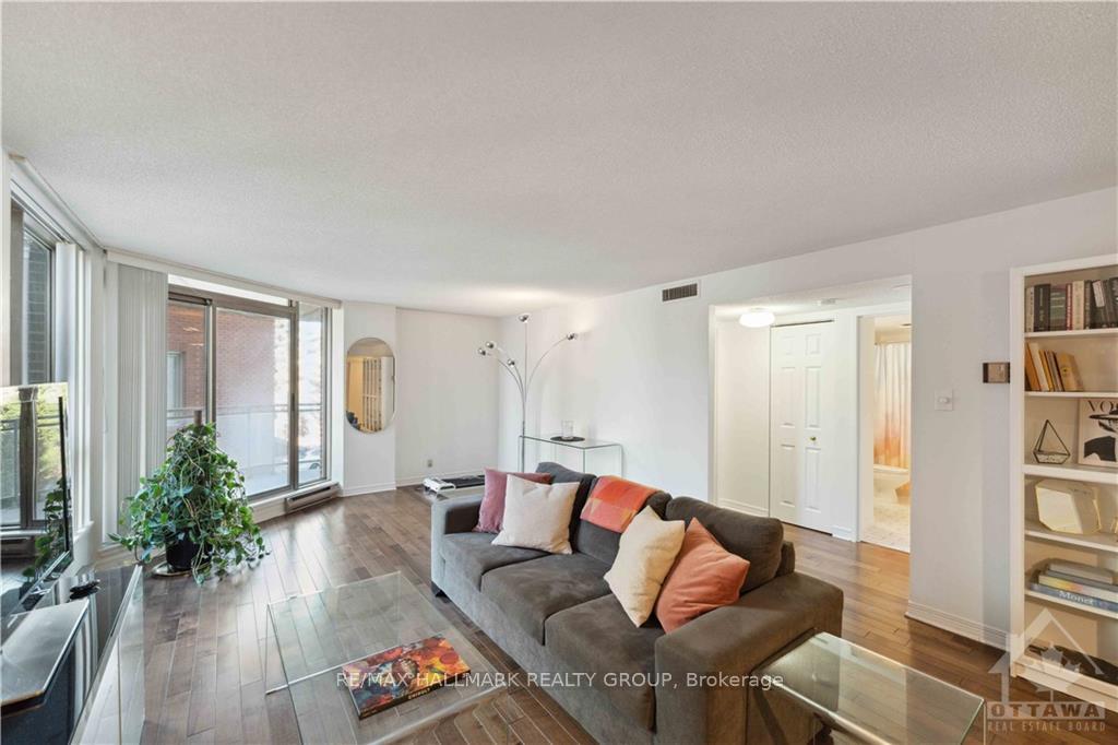 Photo 10 of Unit 201, 30 Charlevoix Street, Ottawa, Vanier — HOMEH