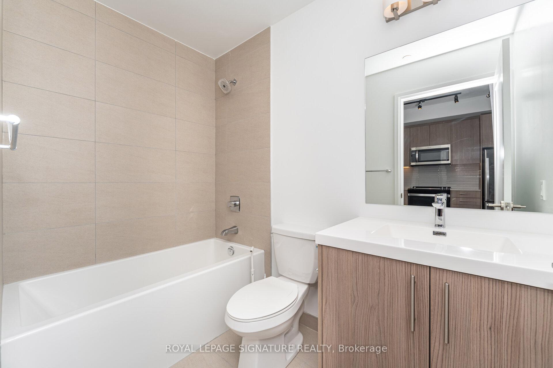 Photo 16 of Unit 910, 286 Main Street, Toronto, East End-Danforth — HOMEH