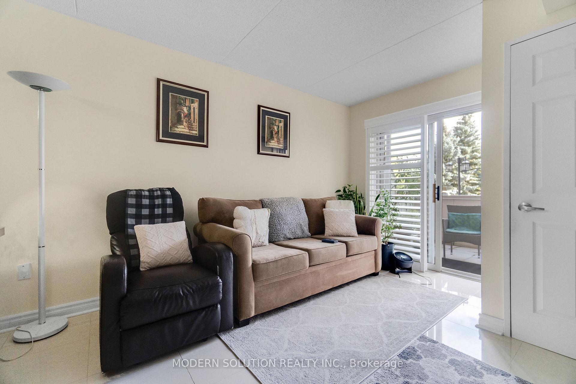 Photo 6 of Unit 102, 250 Pine Grove Drive, Vaughan, Islington Woods — HOMEH