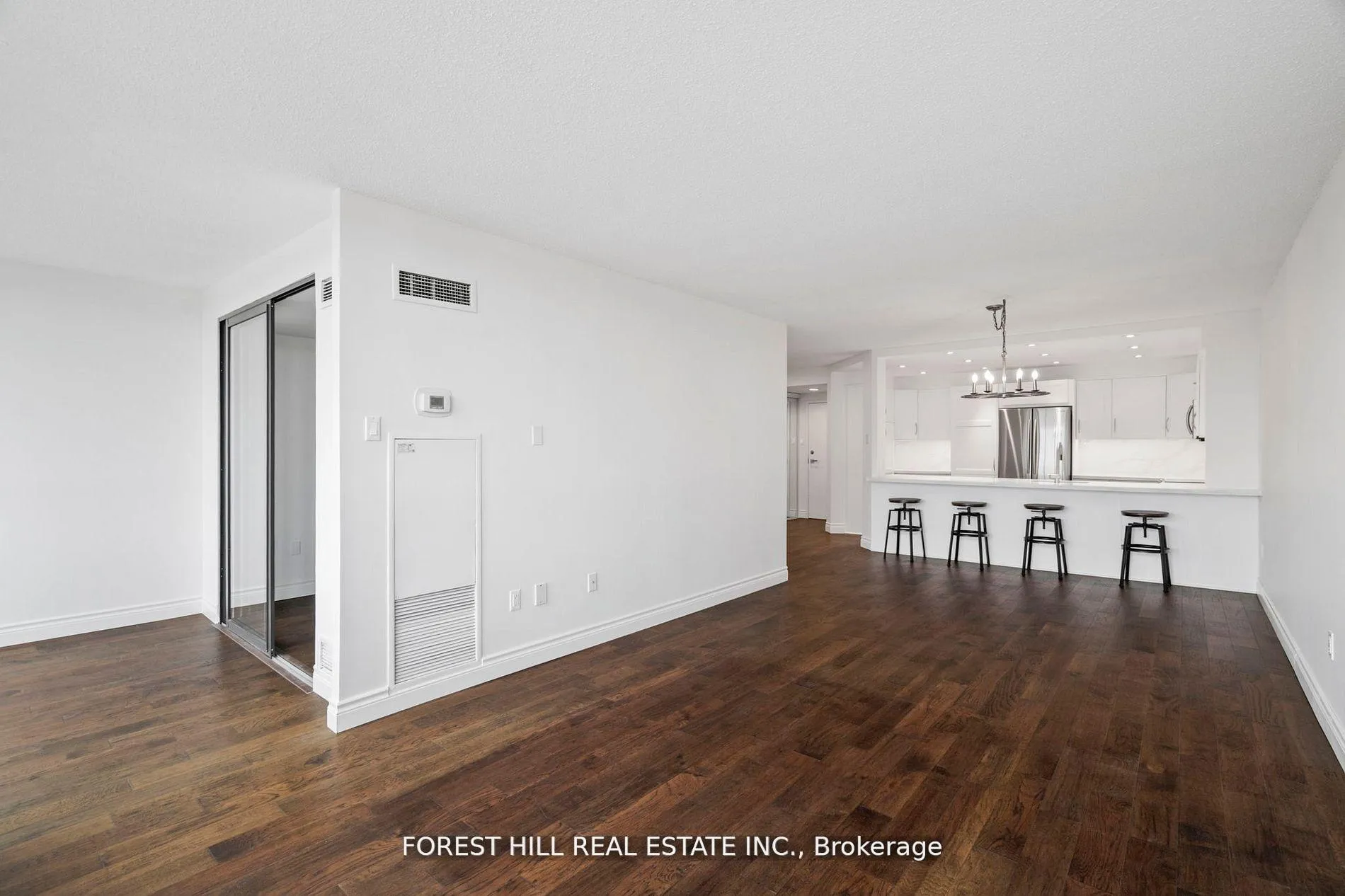 Photo 12 of Unit 1203, 7601 Bathurst Street, Vaughan, Crestwood-Springfarm-Yorkhill — HOMEH