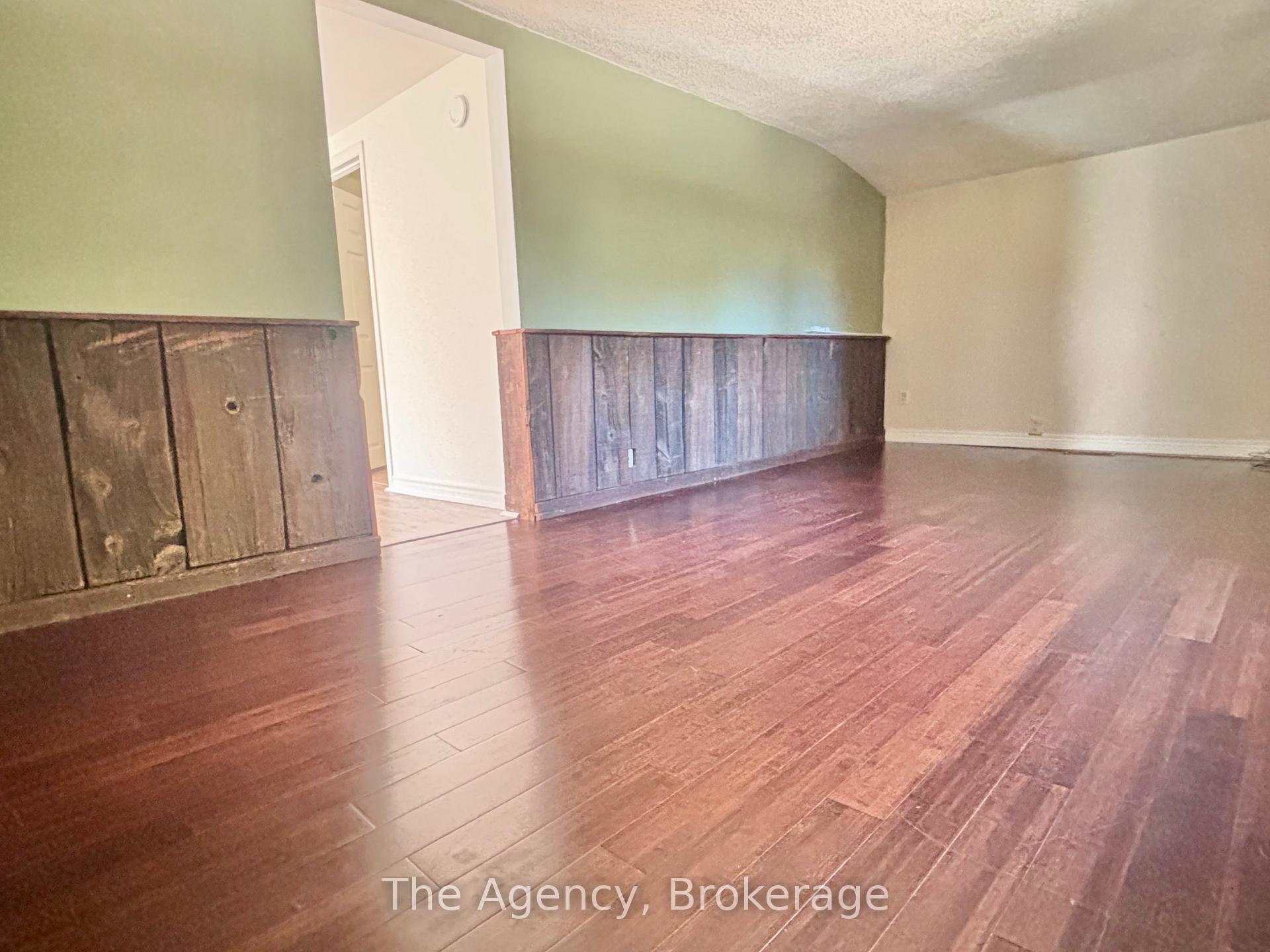 Photo 8 of Unit B, 45 Wellington Rd 124, Erin — HOMEH