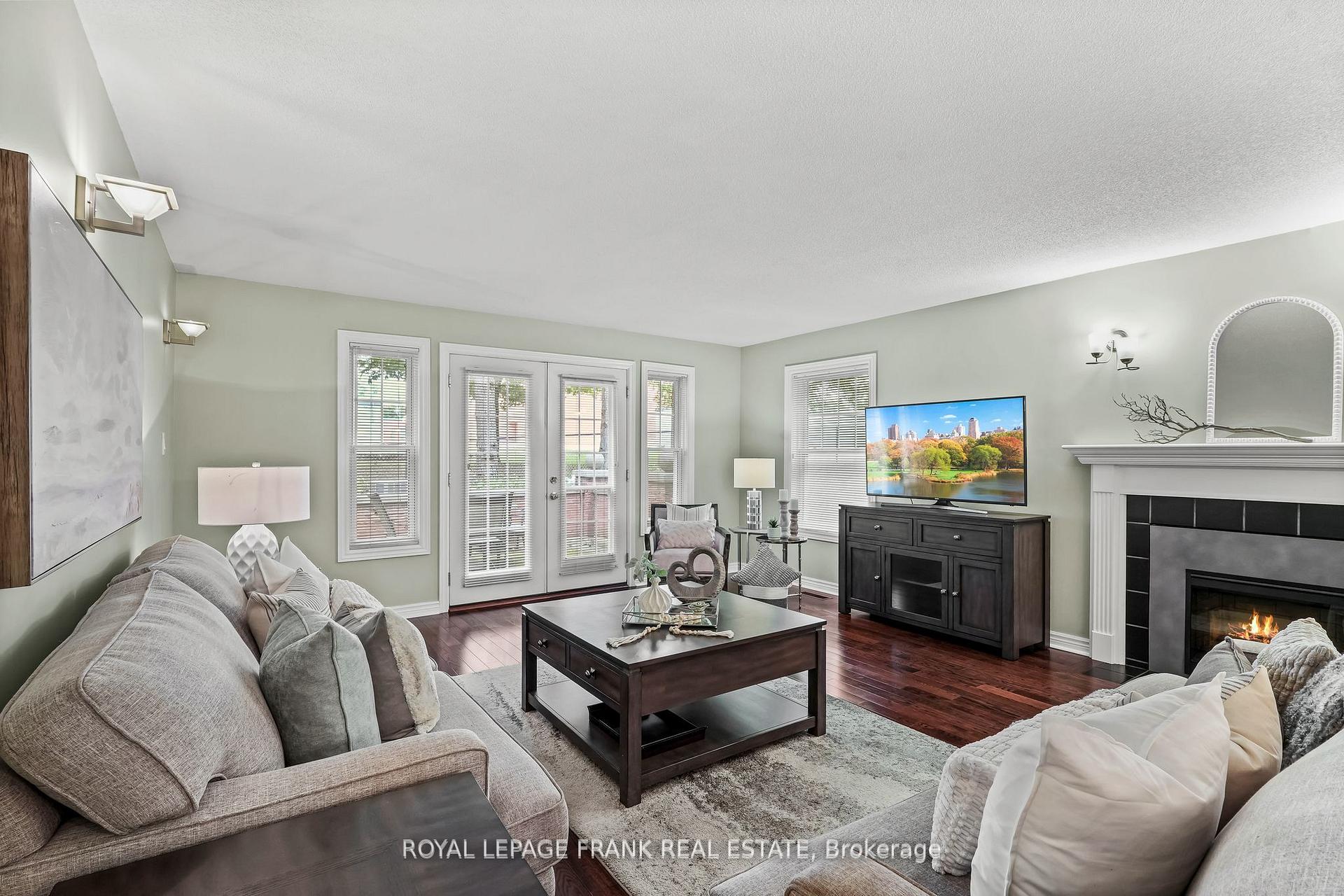 Photo 9 of Unit D-13, 1663 Nash Road, Clarington, Courtice — HOMEH