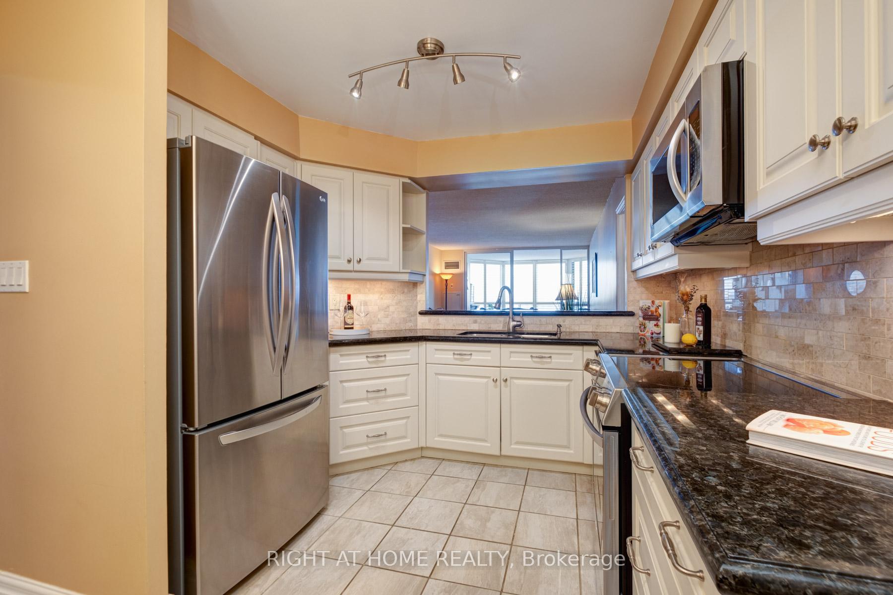 Photo 23 of Unit 1113, 610 Bullock Drive, Markham, Markville — HOMEH