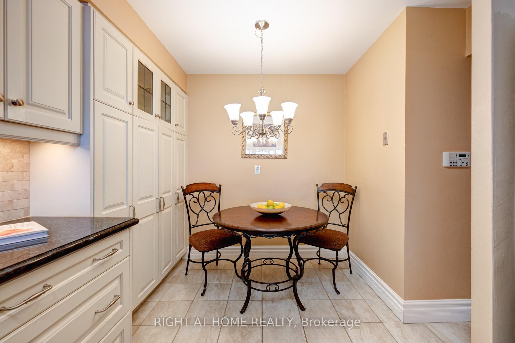 Photo 24 of Unit 1113, 610 Bullock Drive, Markham, Markville — HOMEH