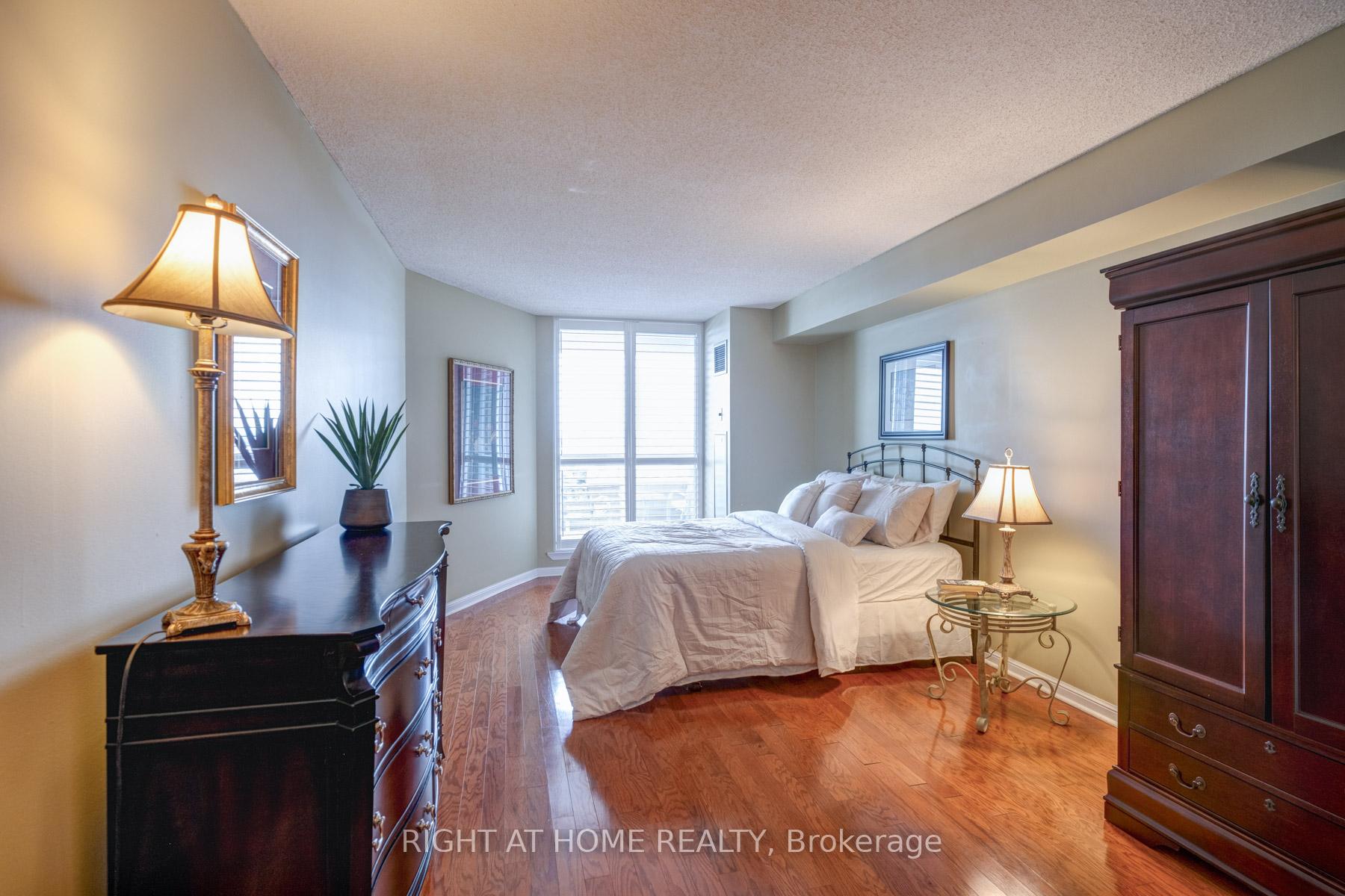 Photo 27 of Unit 1113, 610 Bullock Drive, Markham, Markville — HOMEH