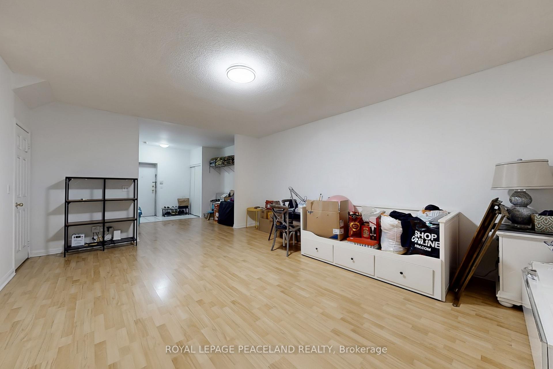 Photo 23 of Unit 3, 15 St Moritz Way, Markham, Unionville — HOMEH