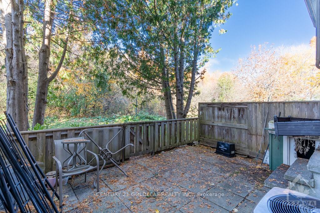 Photo 43 of 1466 Lassiter Terrace, Ottawa, Beaconwood — HOMEH