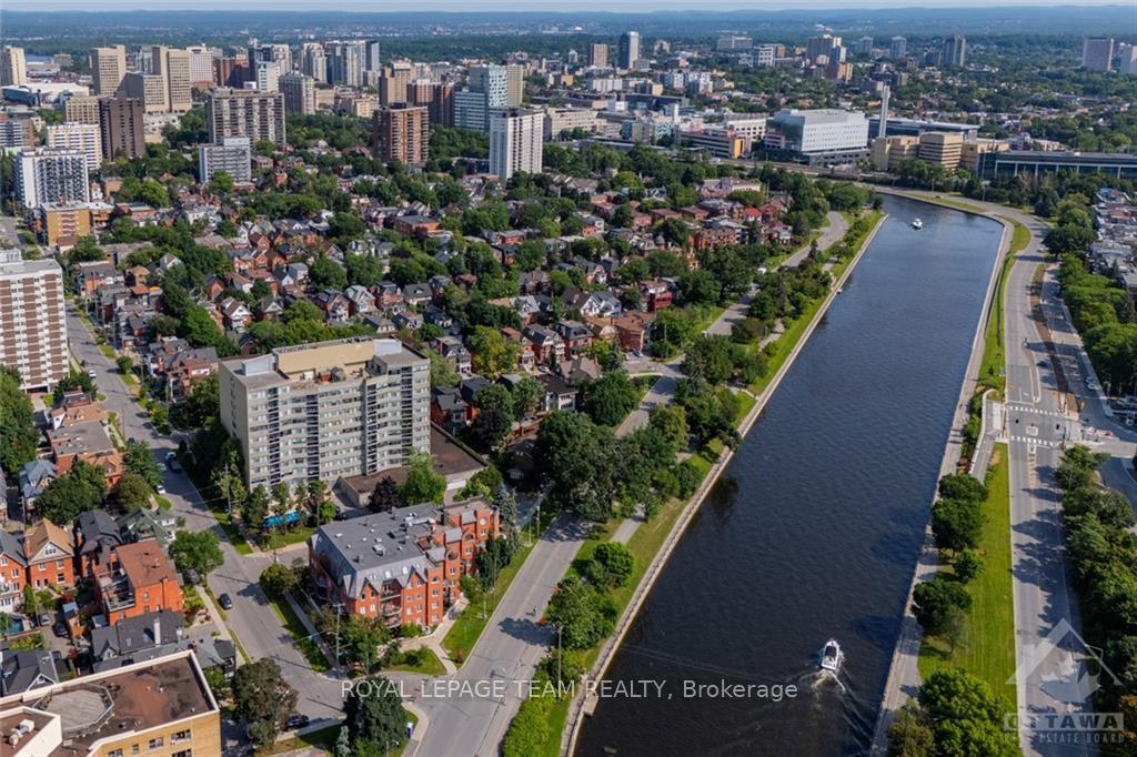 Photo 2 of Unit 403, 60 Mcleod Street, Ottawa, Ottawa Centre/Golden Triangle — HOMEH