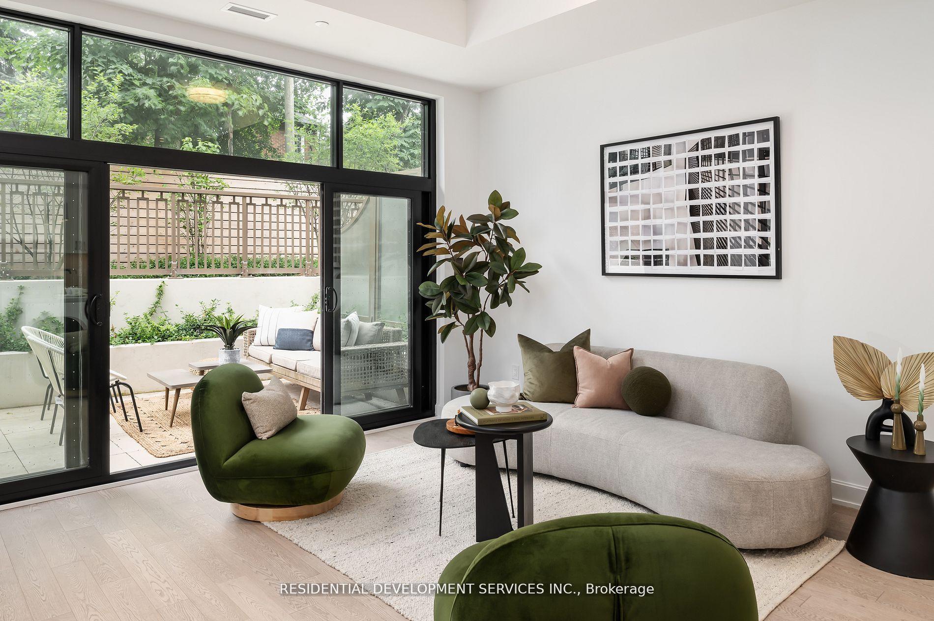 Photo 4 of Unit 104, 1 Strathgowan Avenue, Toronto, Lawrence Park North — HOMEH