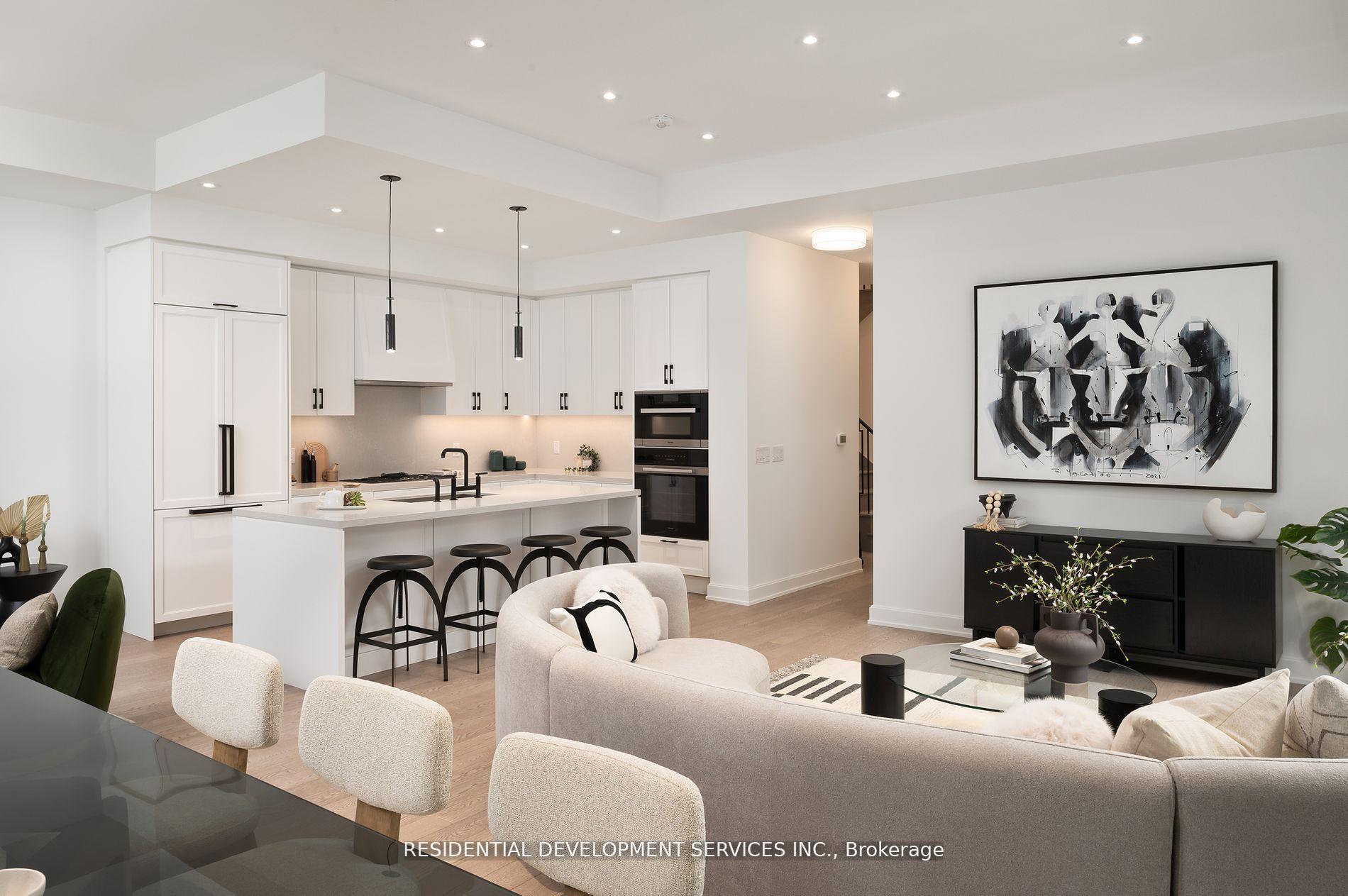 Photo 9 of Unit 104, 1 Strathgowan Avenue, Toronto, Lawrence Park North — HOMEH