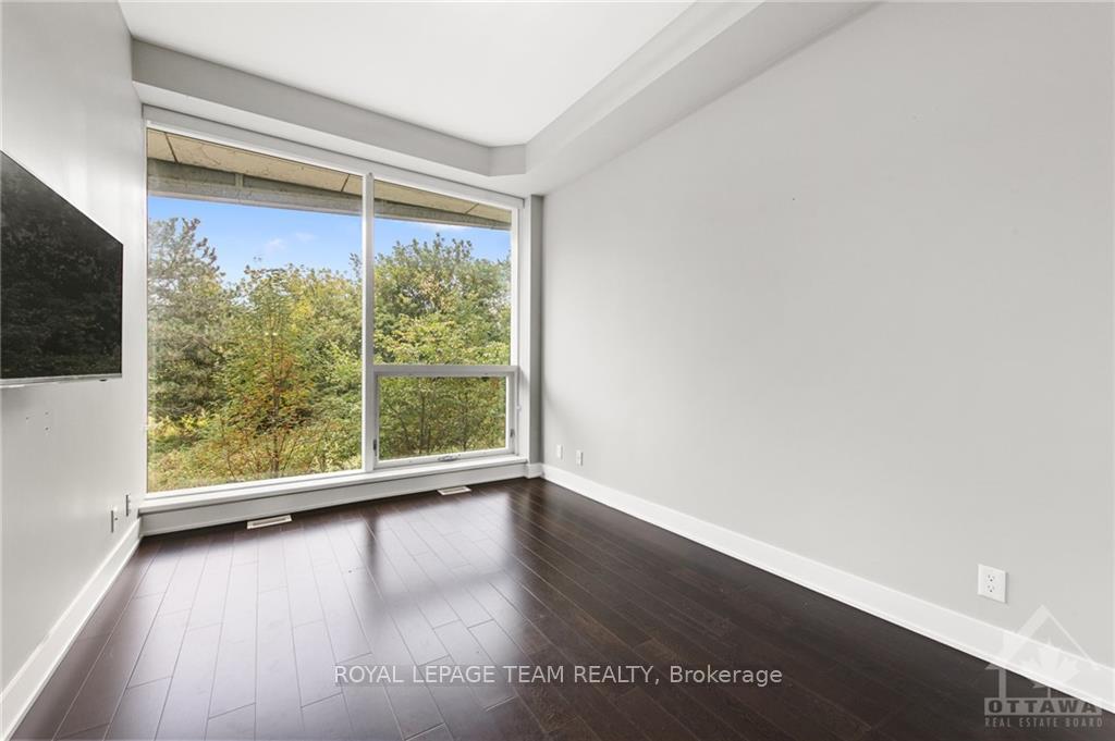 Photo 12 of Unit 1, 485 Richmond Road, Ottawa, Westboro West — HOMEH