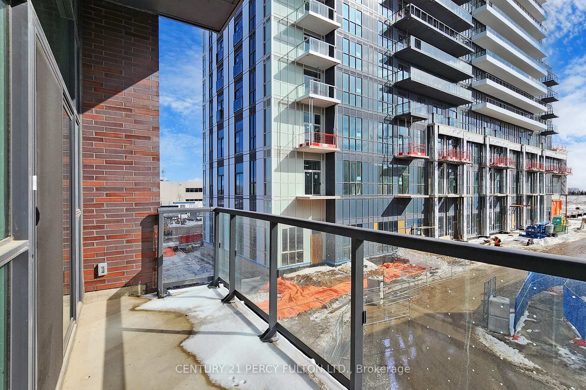 Photo 21 of Unit 208, 38 Honeycrisp Crescent, Vaughan, Vaughan Corporate Centre — HOMEH