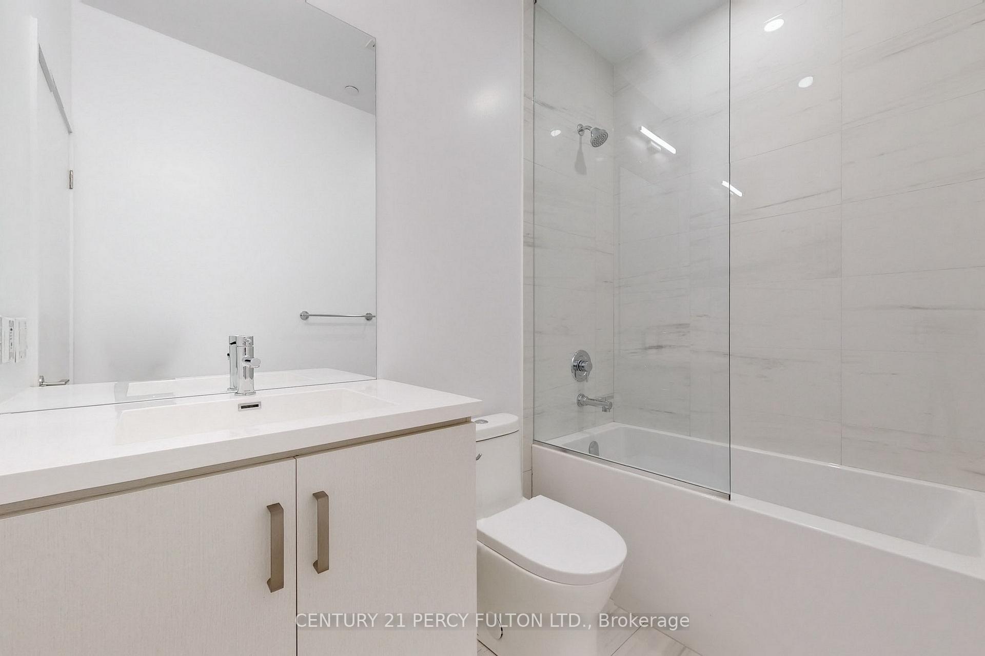 Photo 27 of Unit 208, 38 Honeycrisp Crescent, Vaughan, Vaughan Corporate Centre — HOMEH