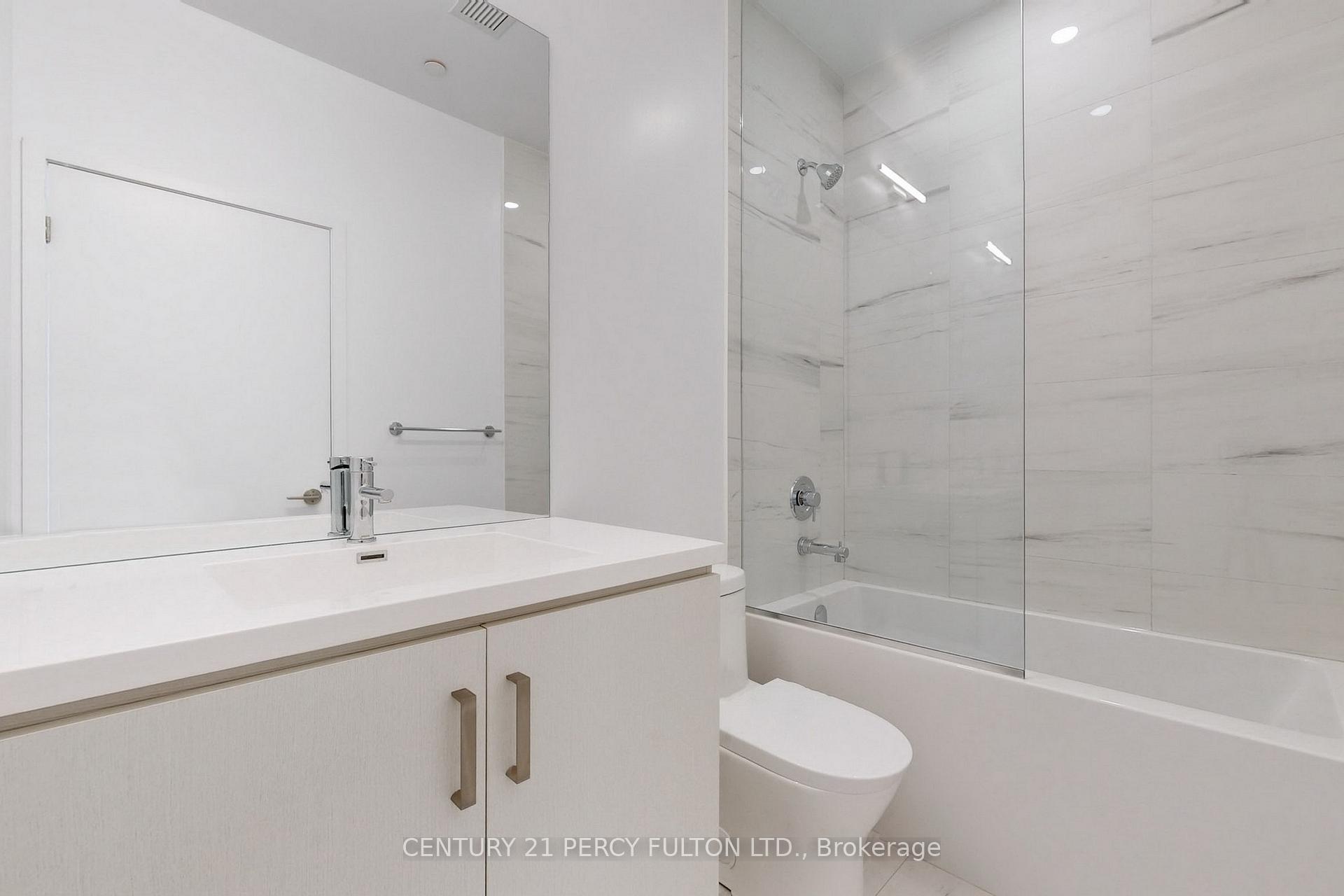 Photo 31 of Unit 208, 38 Honeycrisp Crescent, Vaughan, Vaughan Corporate Centre — HOMEH