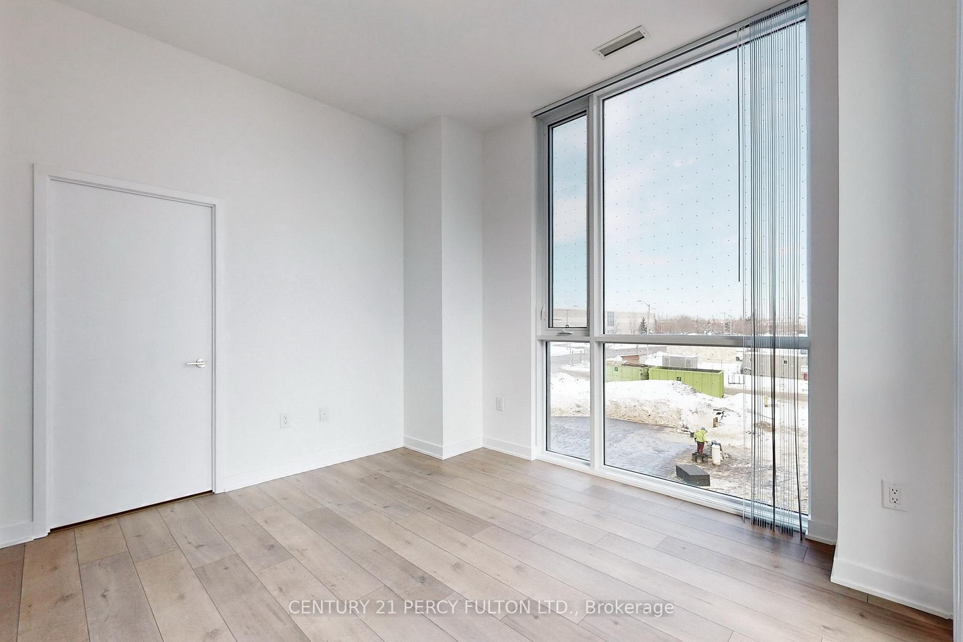Photo 33 of Unit 208, 38 Honeycrisp Crescent, Vaughan, Vaughan Corporate Centre — HOMEH