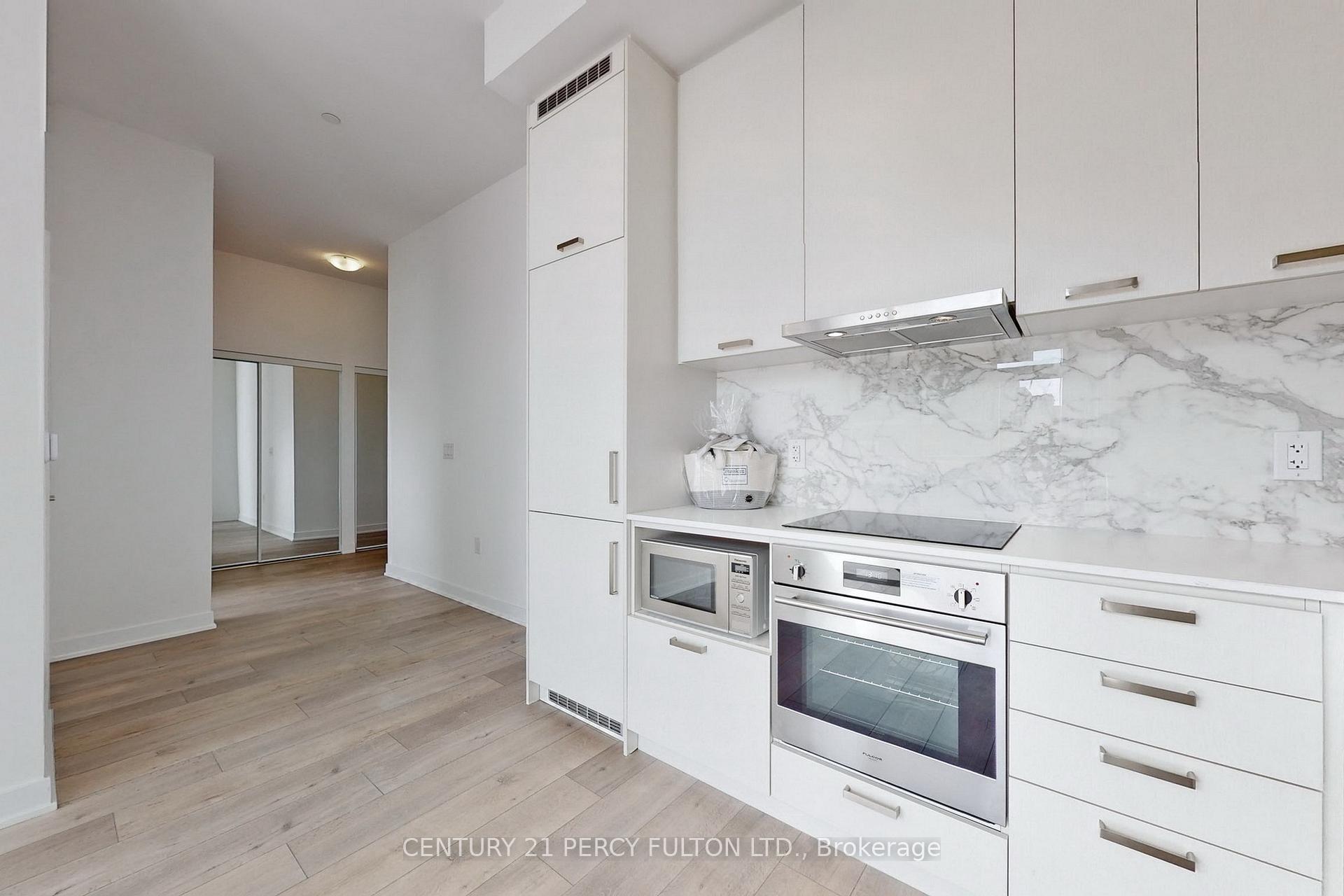 Photo 38 of Unit 208, 38 Honeycrisp Crescent, Vaughan, Vaughan Corporate Centre — HOMEH
