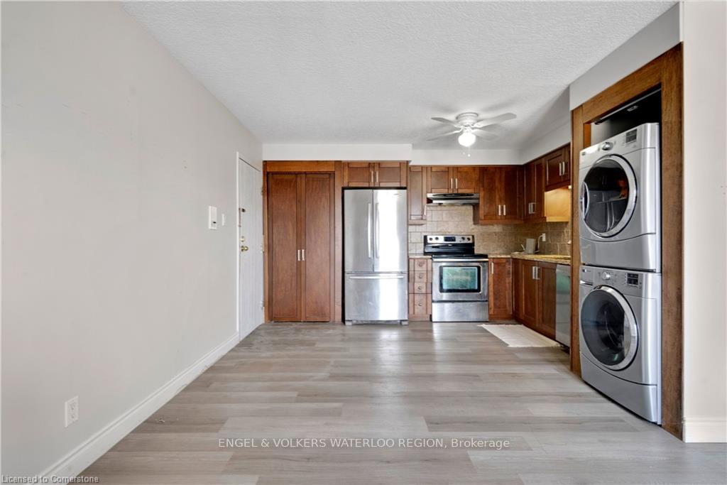 Photo 6 of Unit 5, 329 Northlake Drive, Waterloo — HOMEH