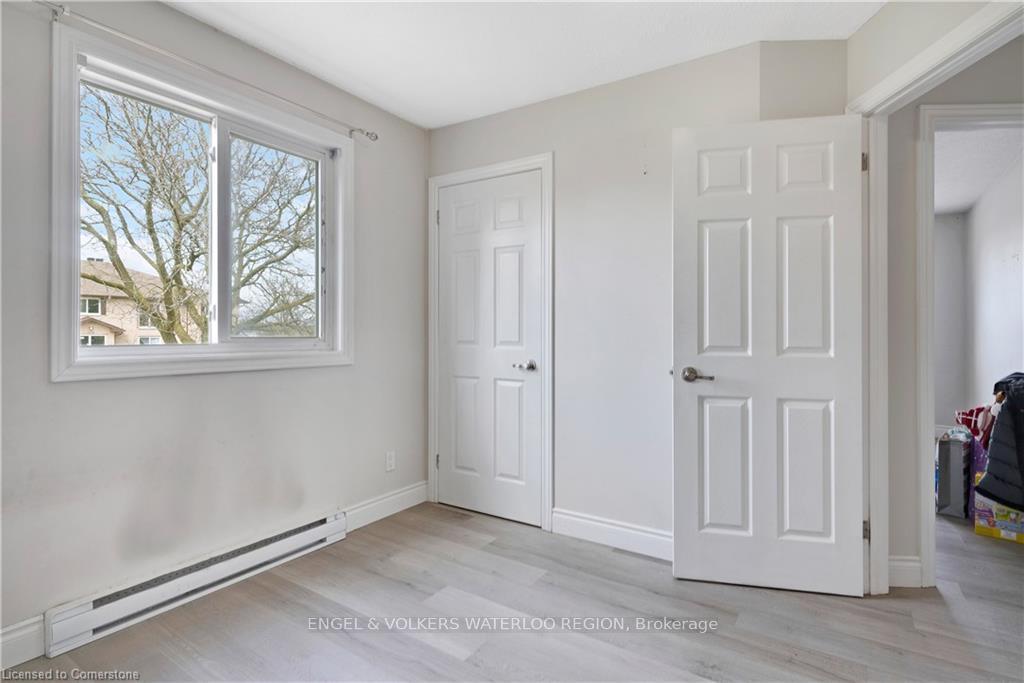 Photo 10 of Unit 5, 329 Northlake Drive, Waterloo — HOMEH