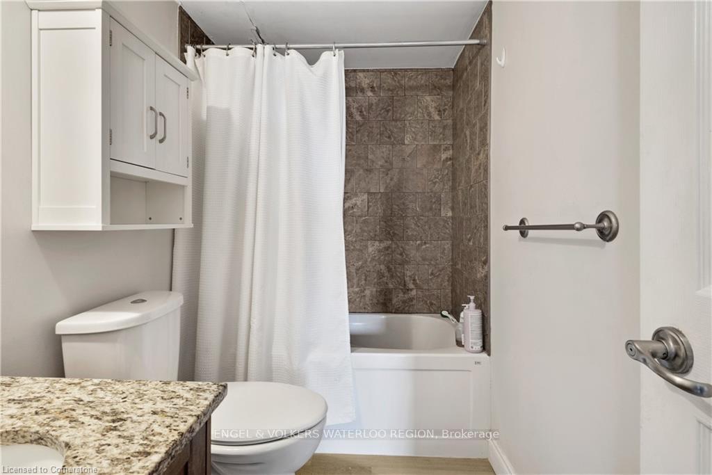 Photo 14 of Unit 5, 329 Northlake Drive, Waterloo — HOMEH