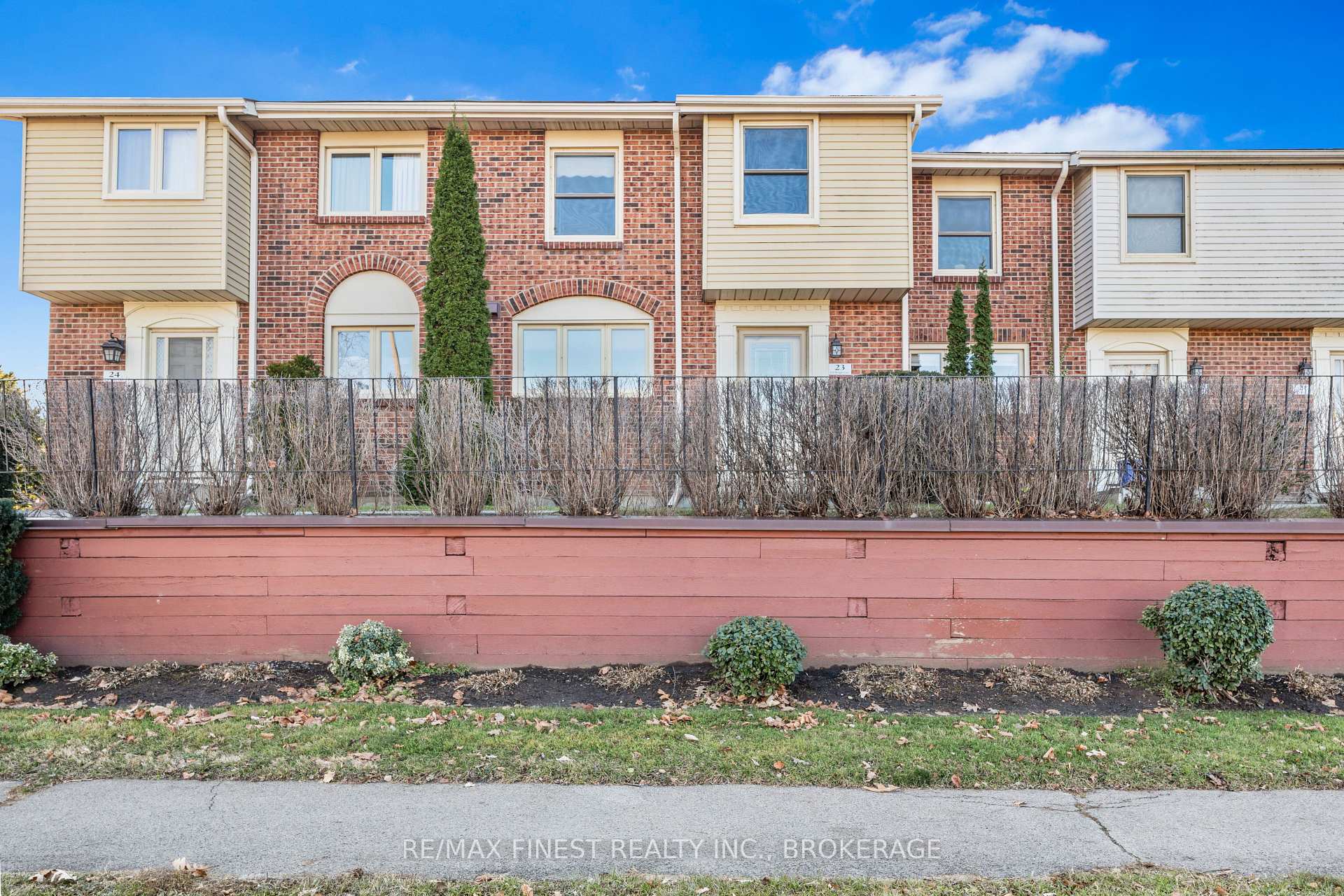 Photo 3 of Unit 23, 115 Wright Crescent, Kingston, Central City East — HOMEH
