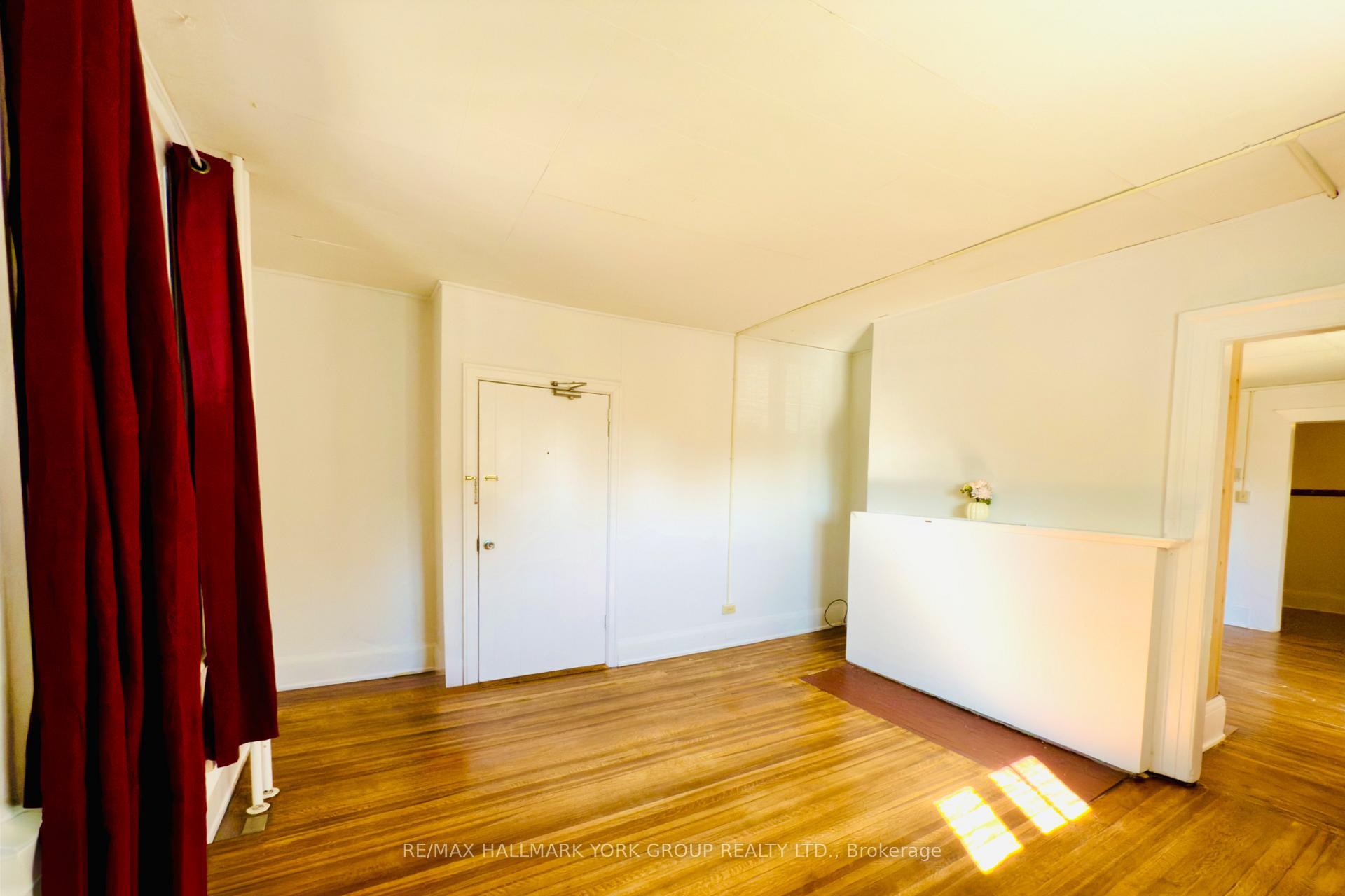 Photo 4 of Unit 2, 75 Toronto Street, Barrie, City Centre — HOMEH