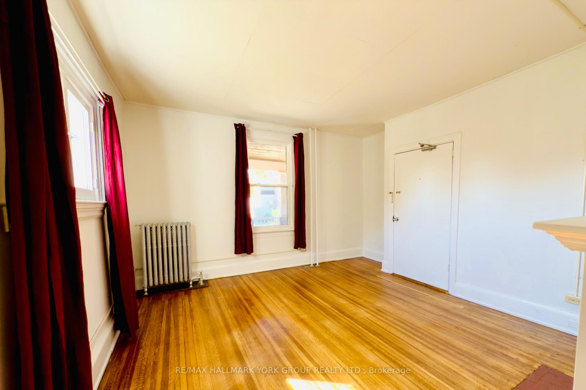 Photo 5 of Unit 2, 75 Toronto Street, Barrie, City Centre — HOMEH