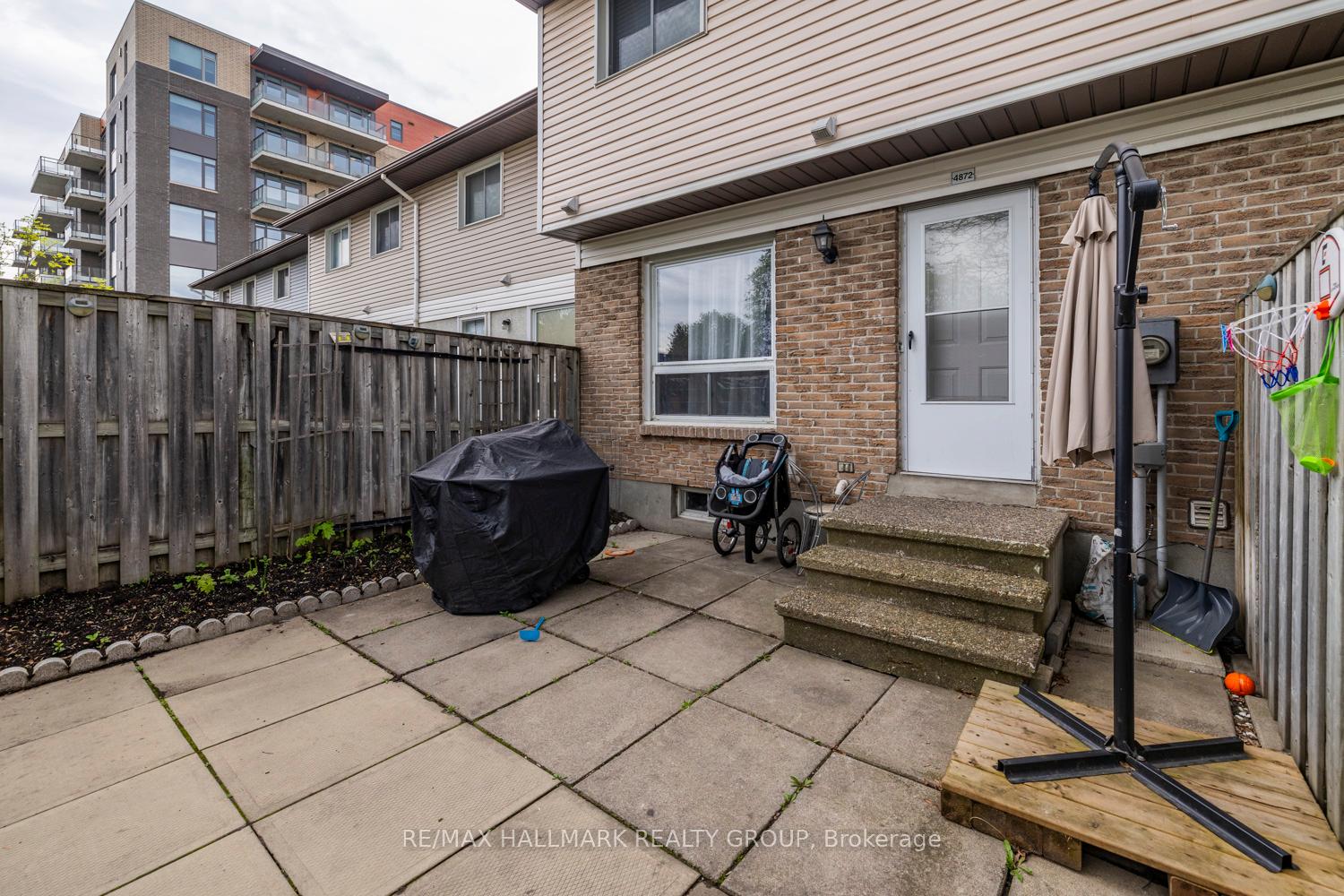 Photo 15 of 4872 Hendon Way, Ottawa, Cyrville — HOMEH