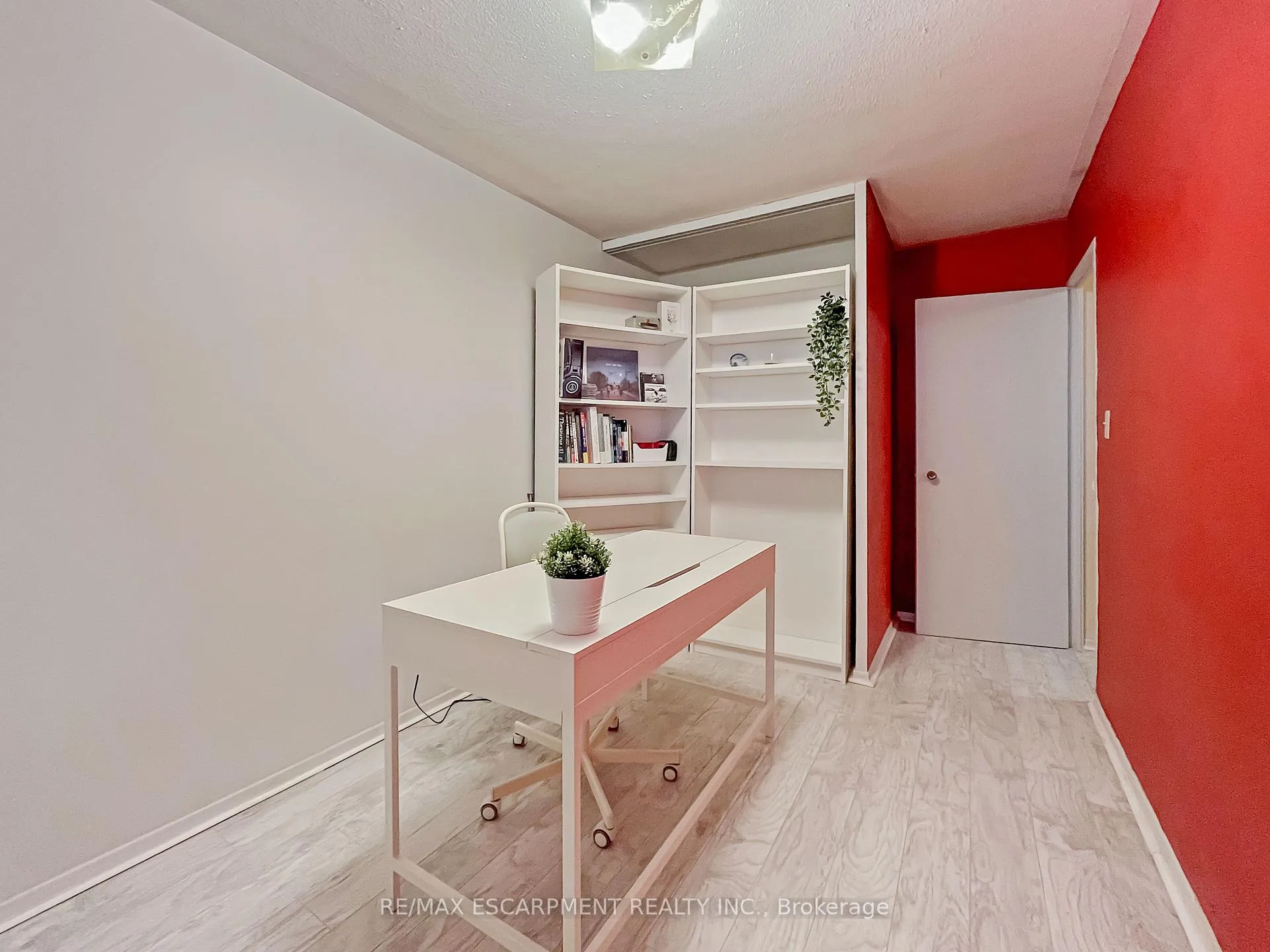Photo 10 of Unit 723, 350 Quigley Road, Hamilton, Vincent — HOMEH