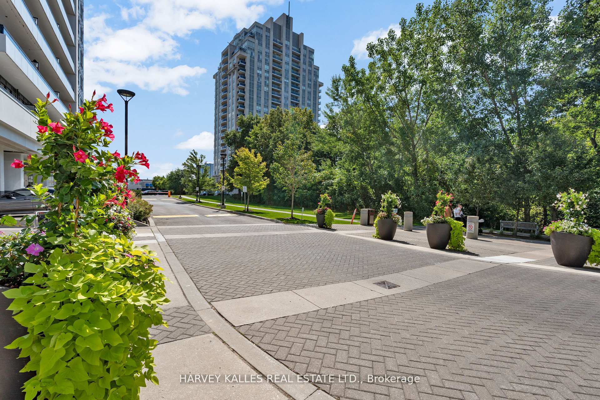Photo 3 of Unit 2608, 7890 Bathurst Street, Vaughan, Beverley Glen — HOMEH